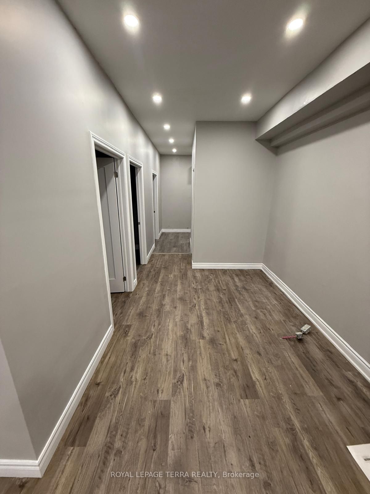1678 Eglinton Avenue W Property Photo 6