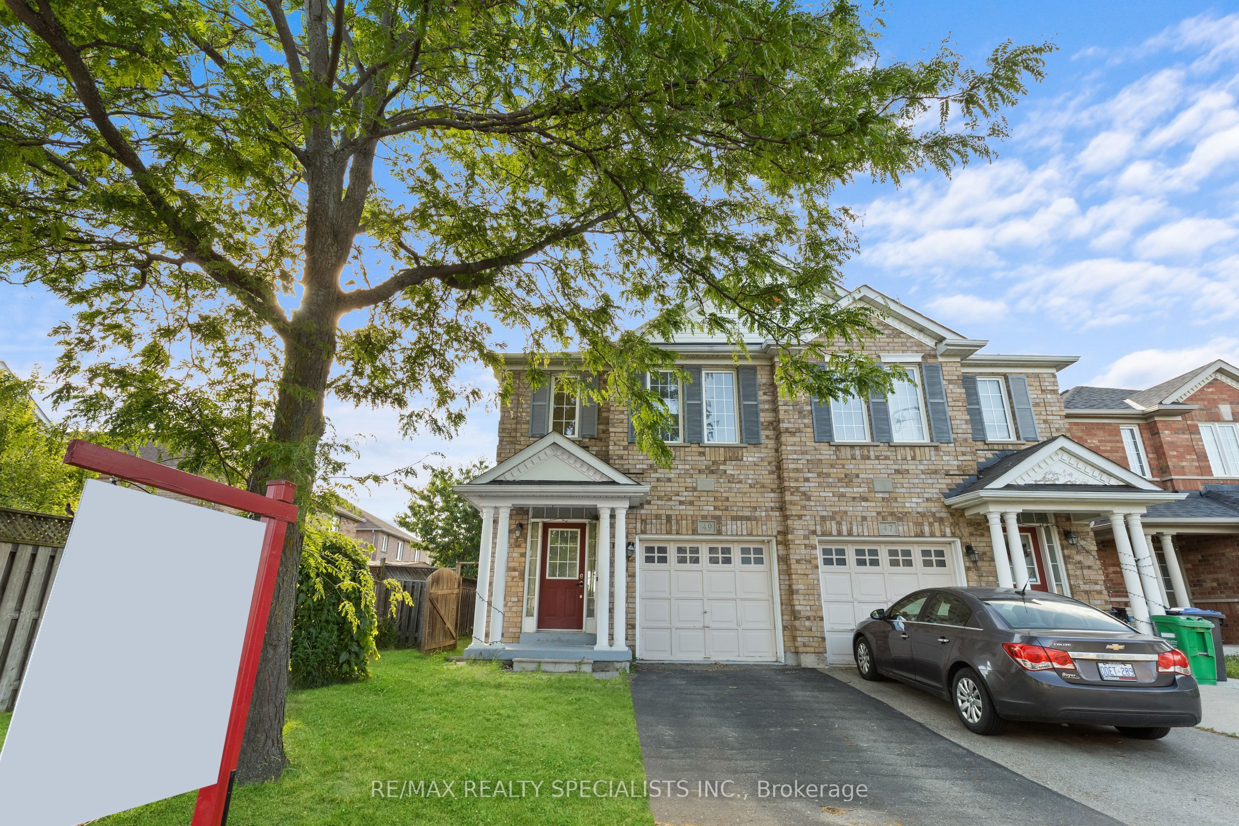 49 Sand Cherry Crescent Property Photo 1