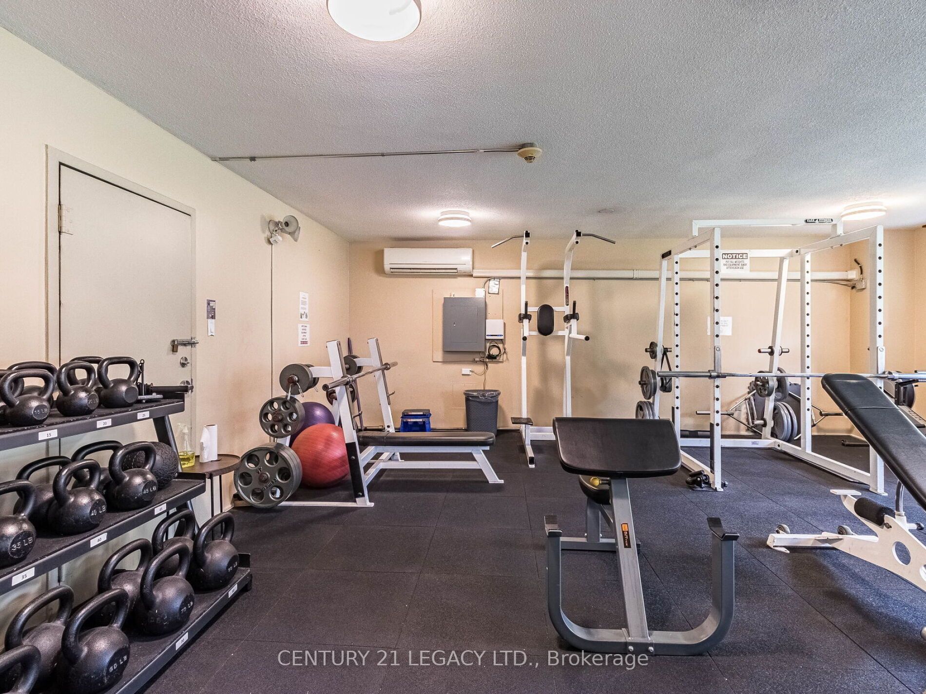 551 The West Mall N/a 310 Property Photo 24