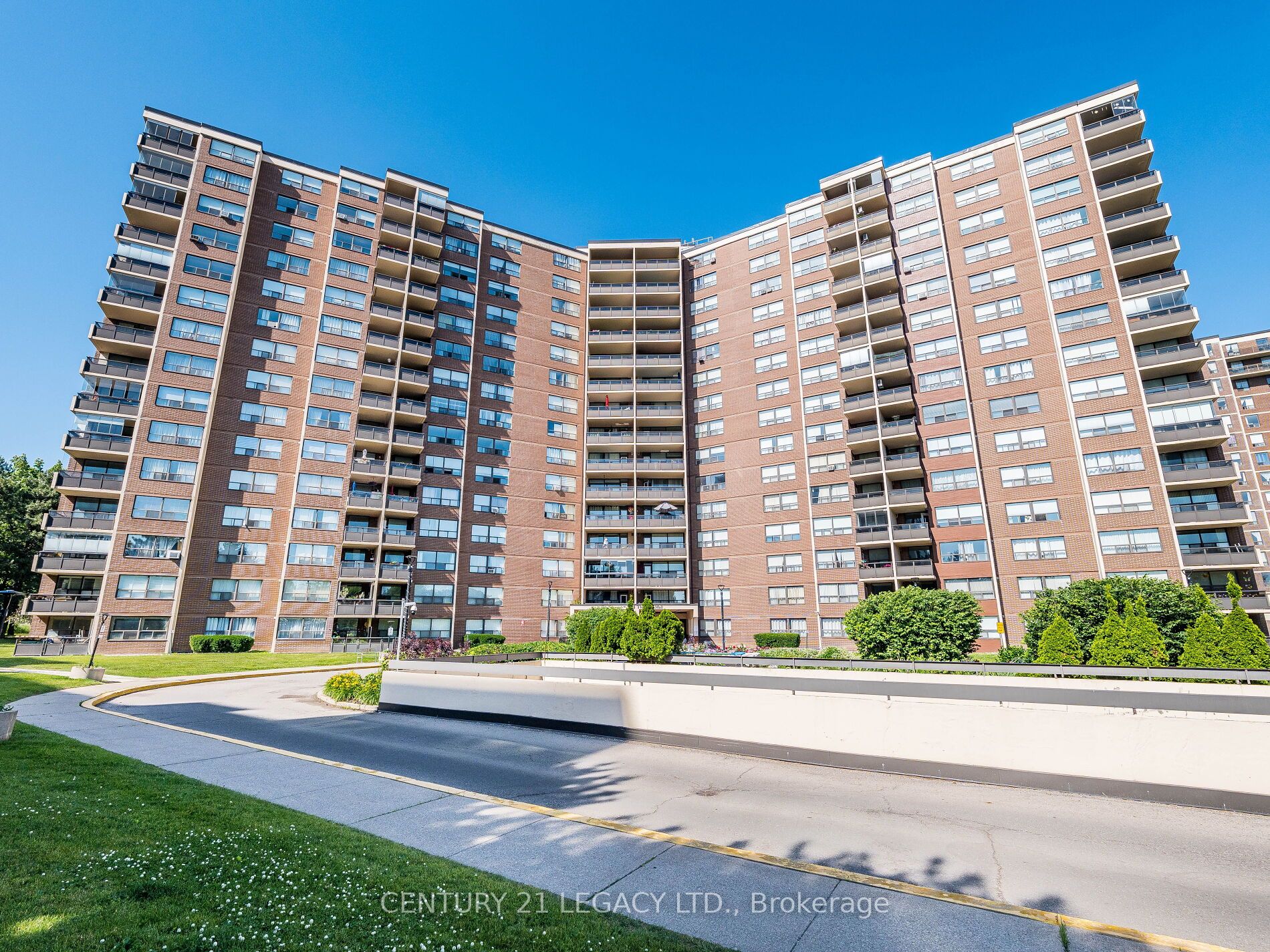 551 The West Mall N/a 310 Property Photo 26