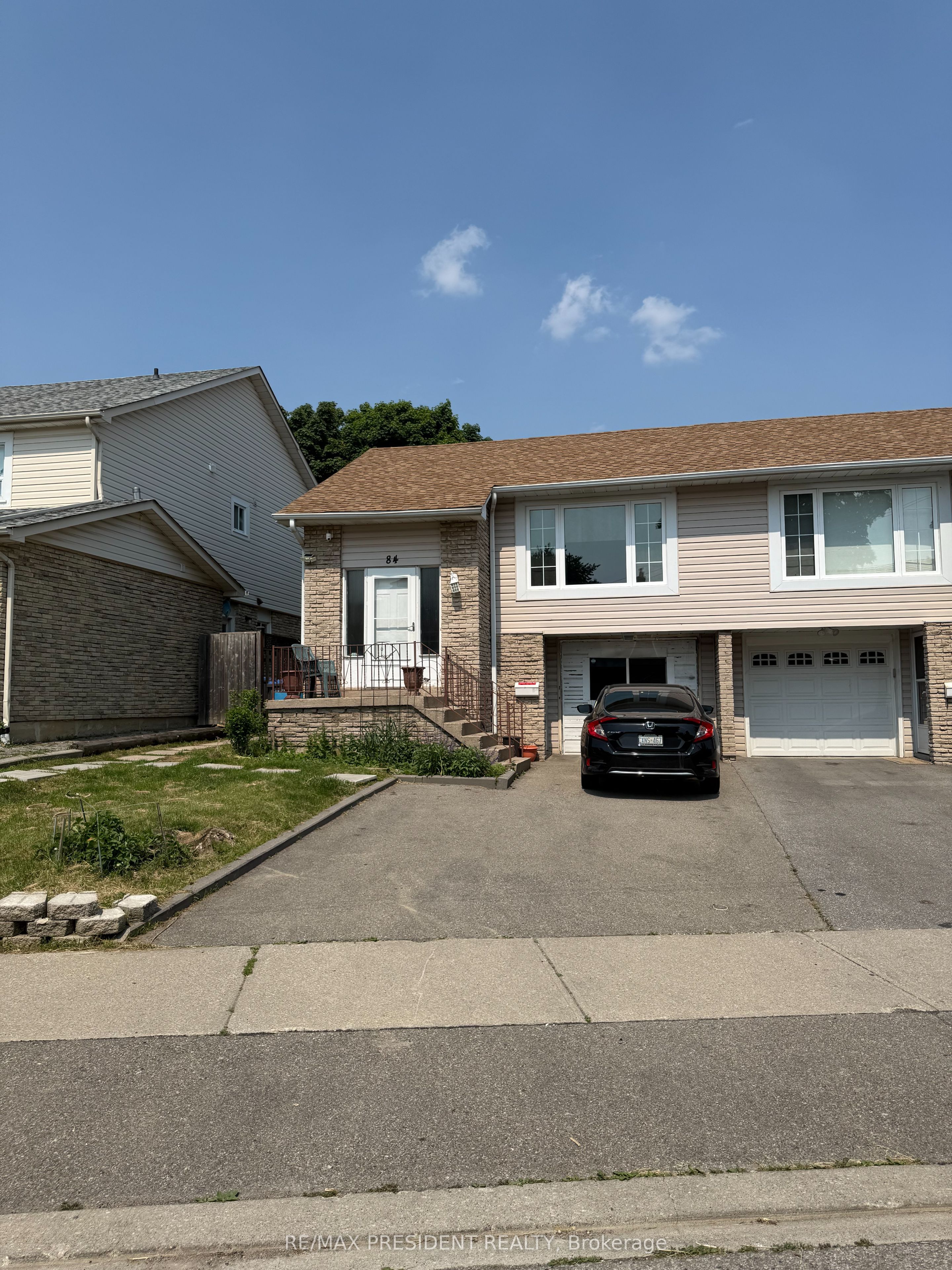 84 Primerose Crescent Property Photo 1