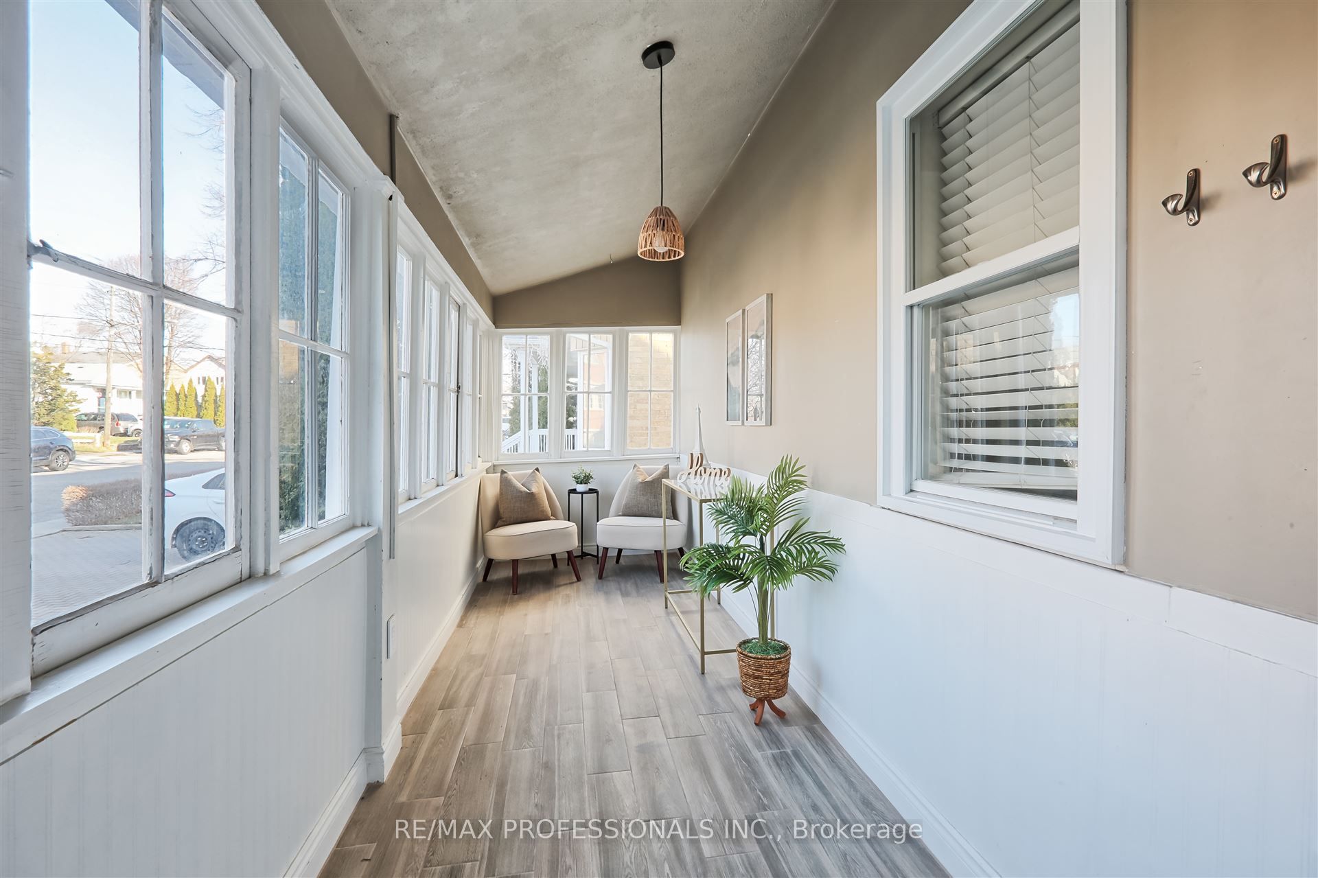 63 Guthrie Avenue Property Photo 2