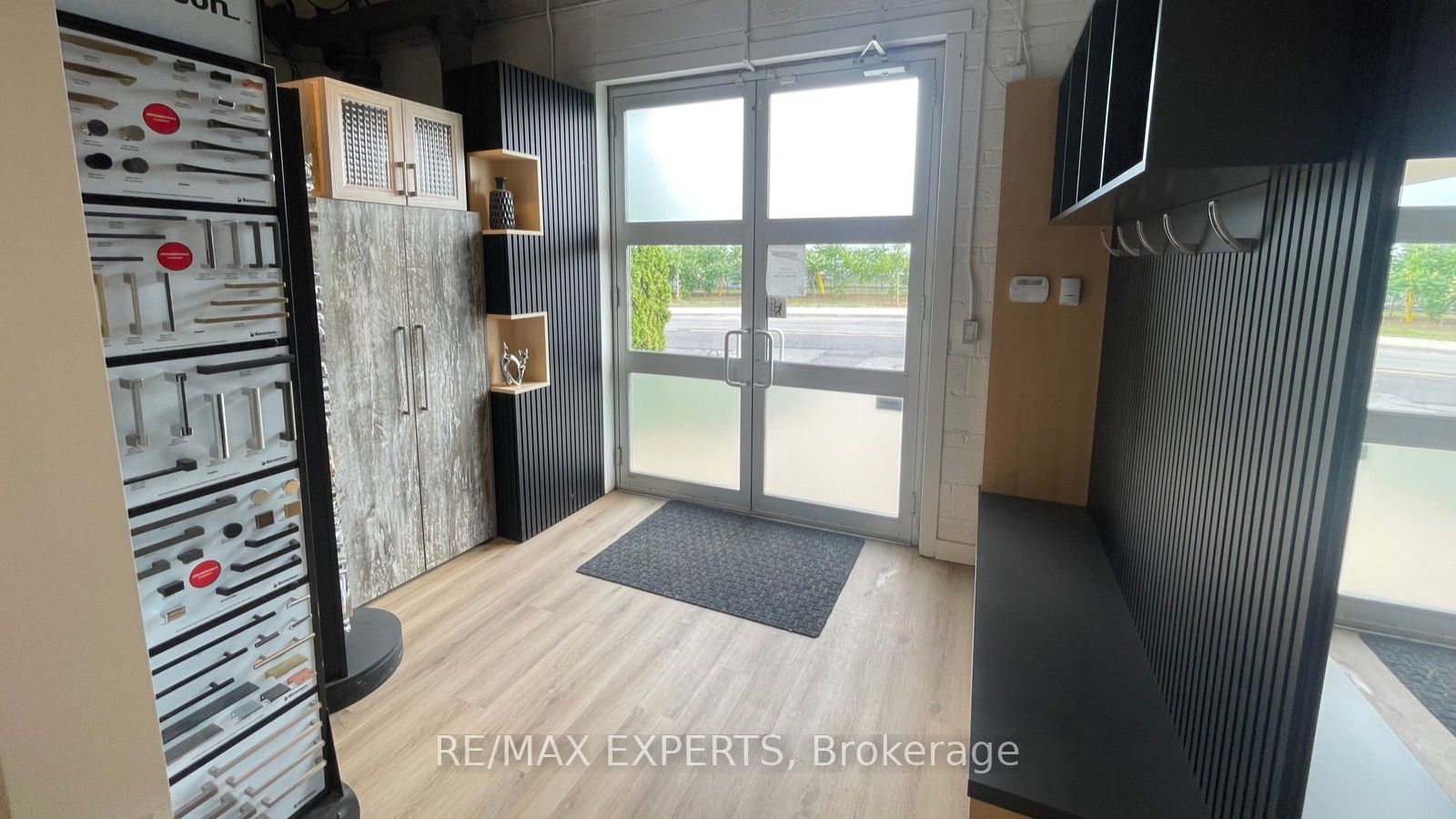 82 Industry Street Property Photo 24