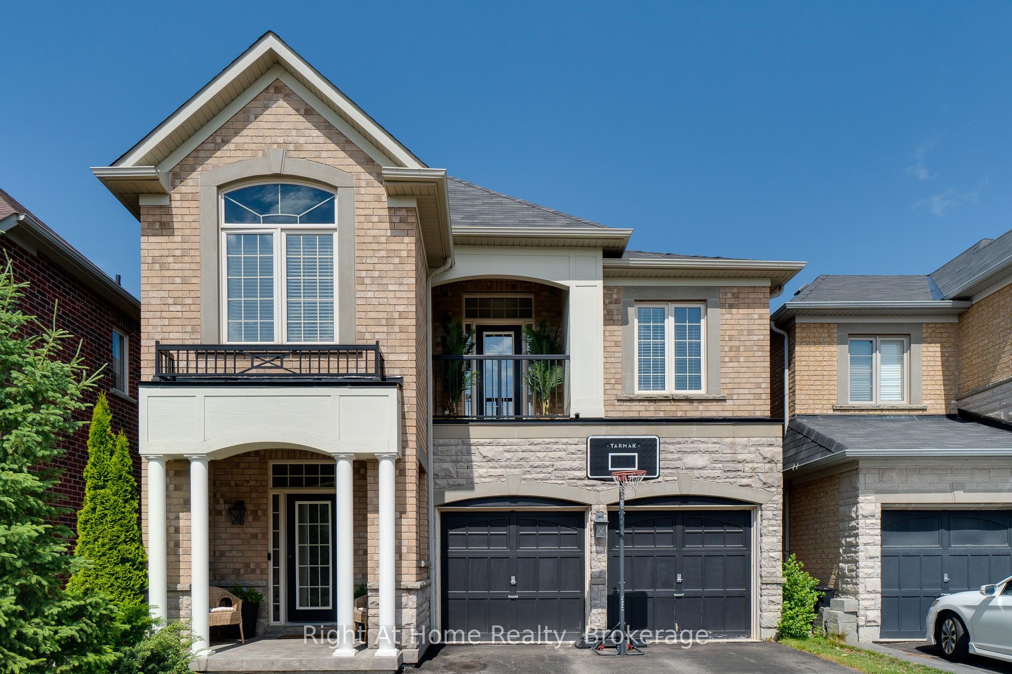 4269 Carrick Street Property Photo 1