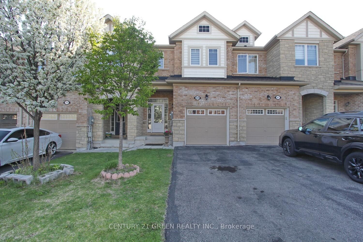 69 Maple Cider Street Property Photo 1