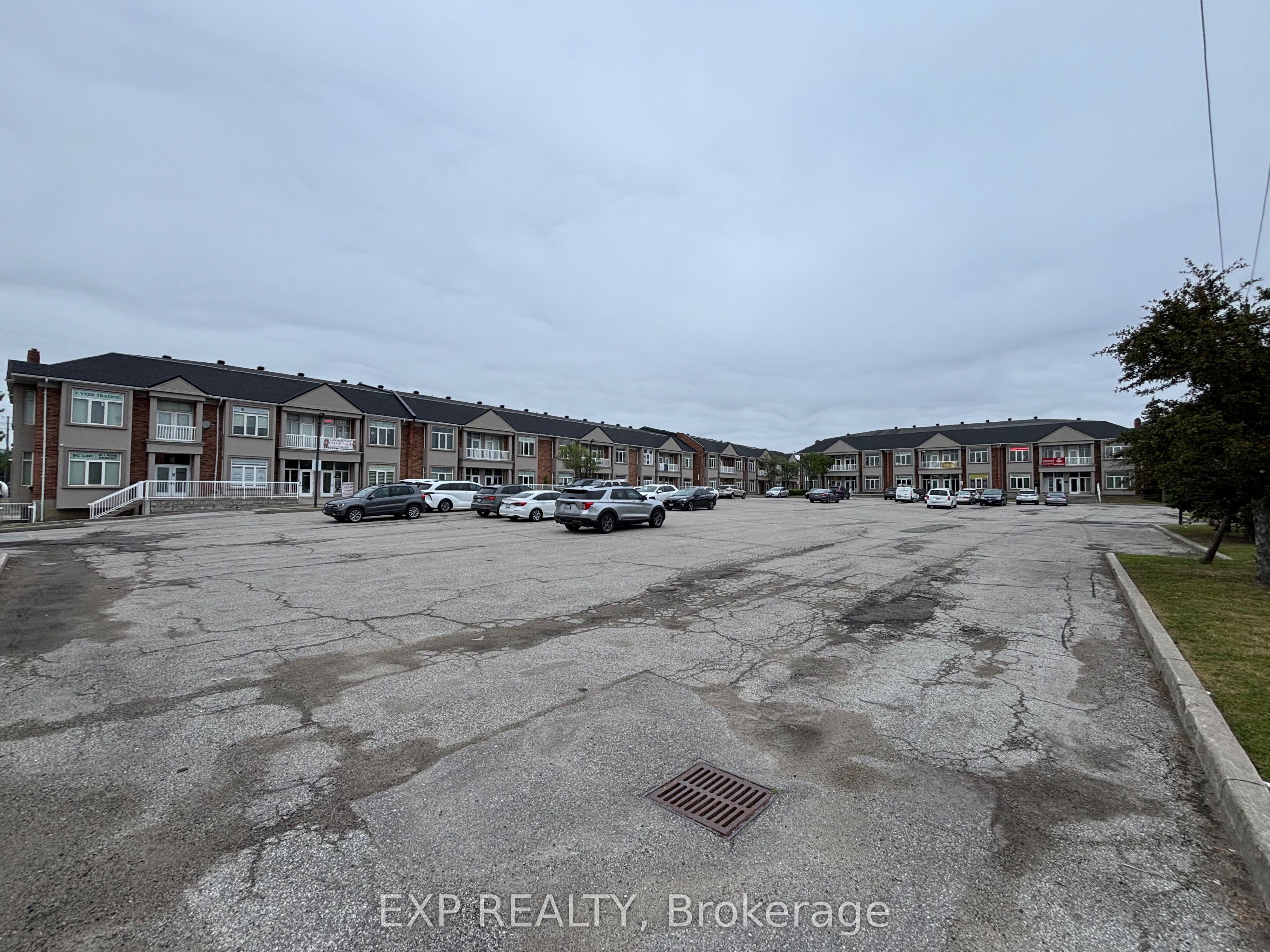 956 Wilson Avenue 15 & 17 Property Photo 4