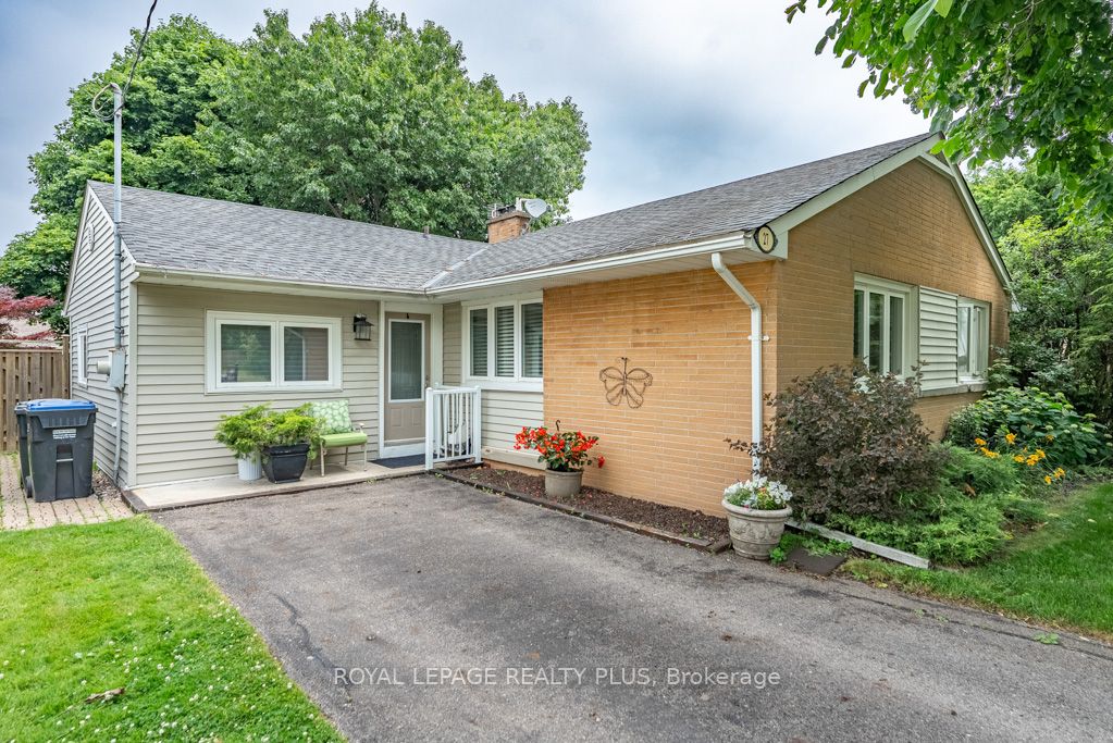27 Sora Drive Property Photo 1