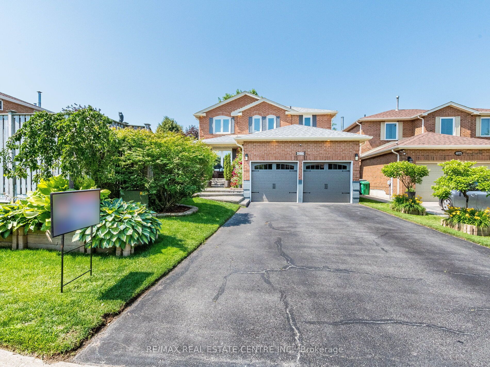 4079 Rossland Crescent Property Photo 1