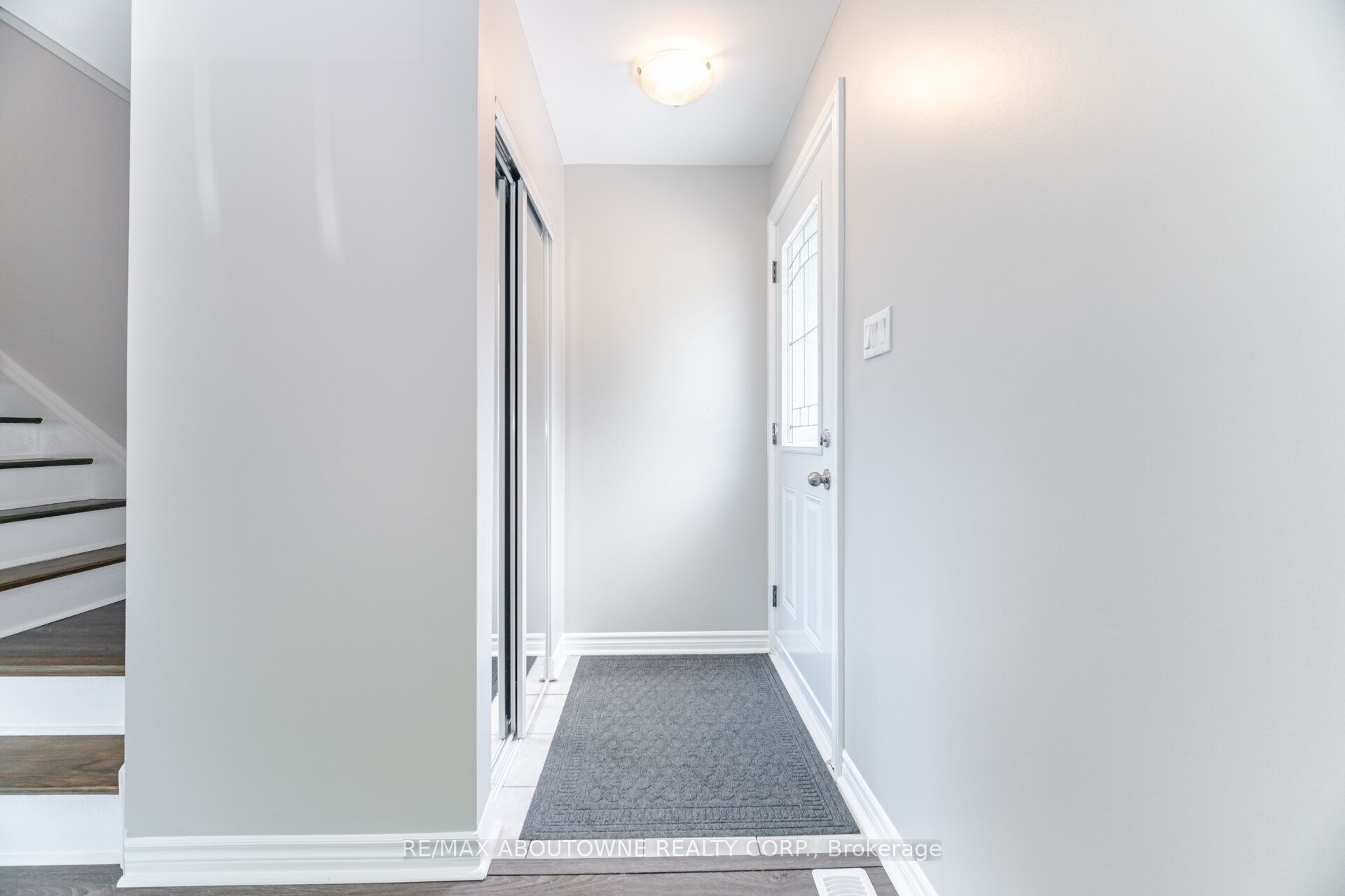 674 Francis Road Property Photo 2