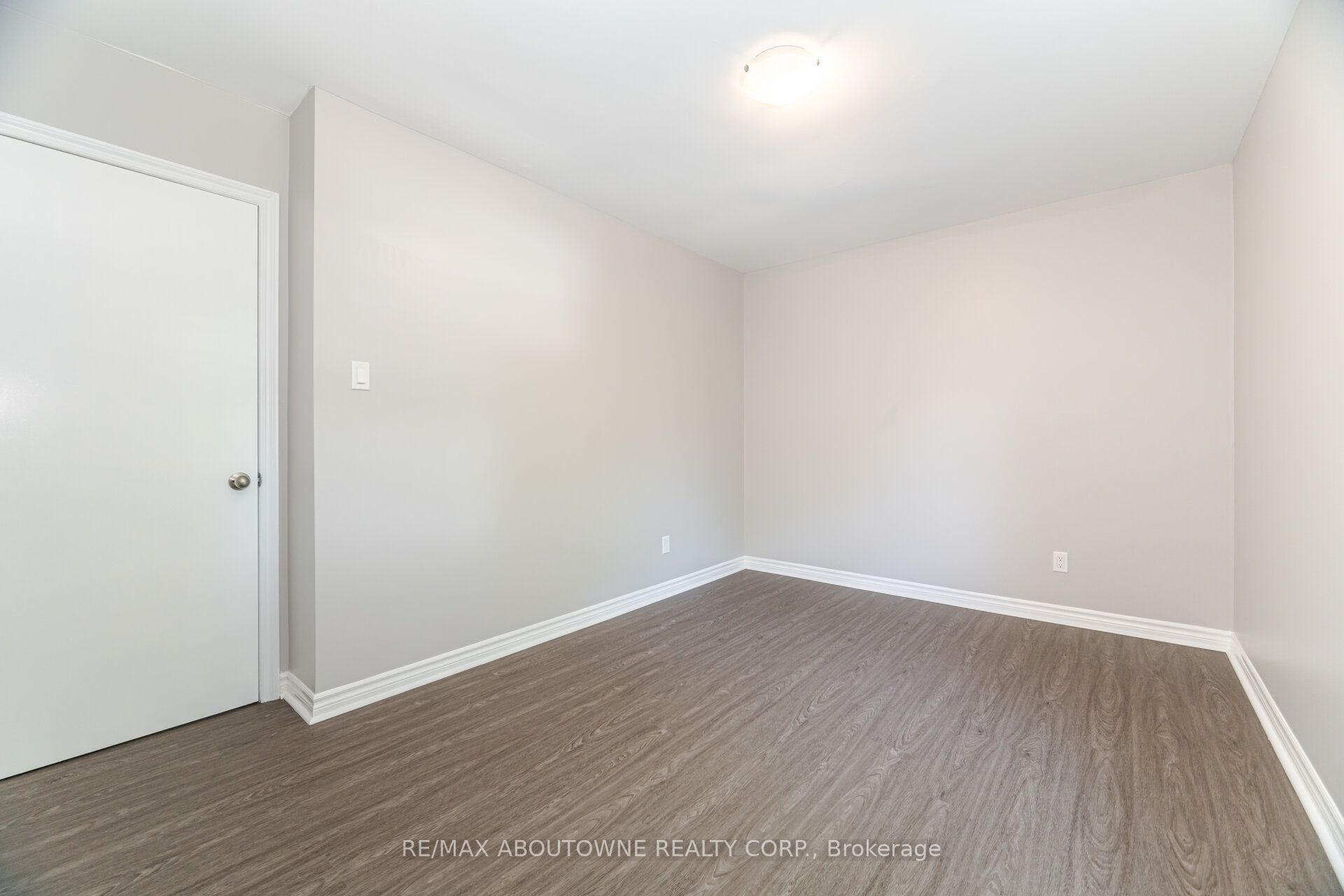 674 Francis Road Property Photo 14