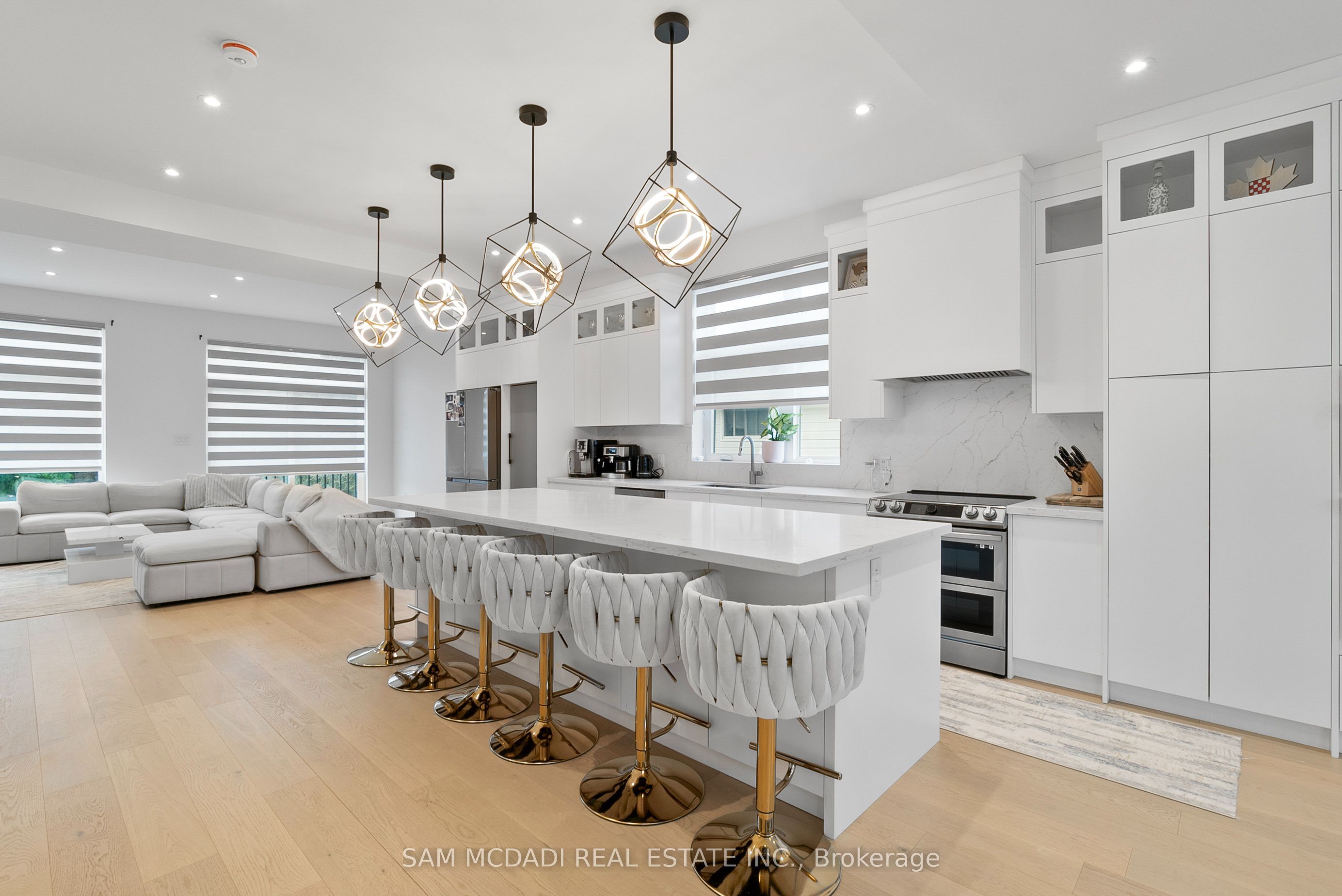 46 Cobblehill Road Property Photo 6