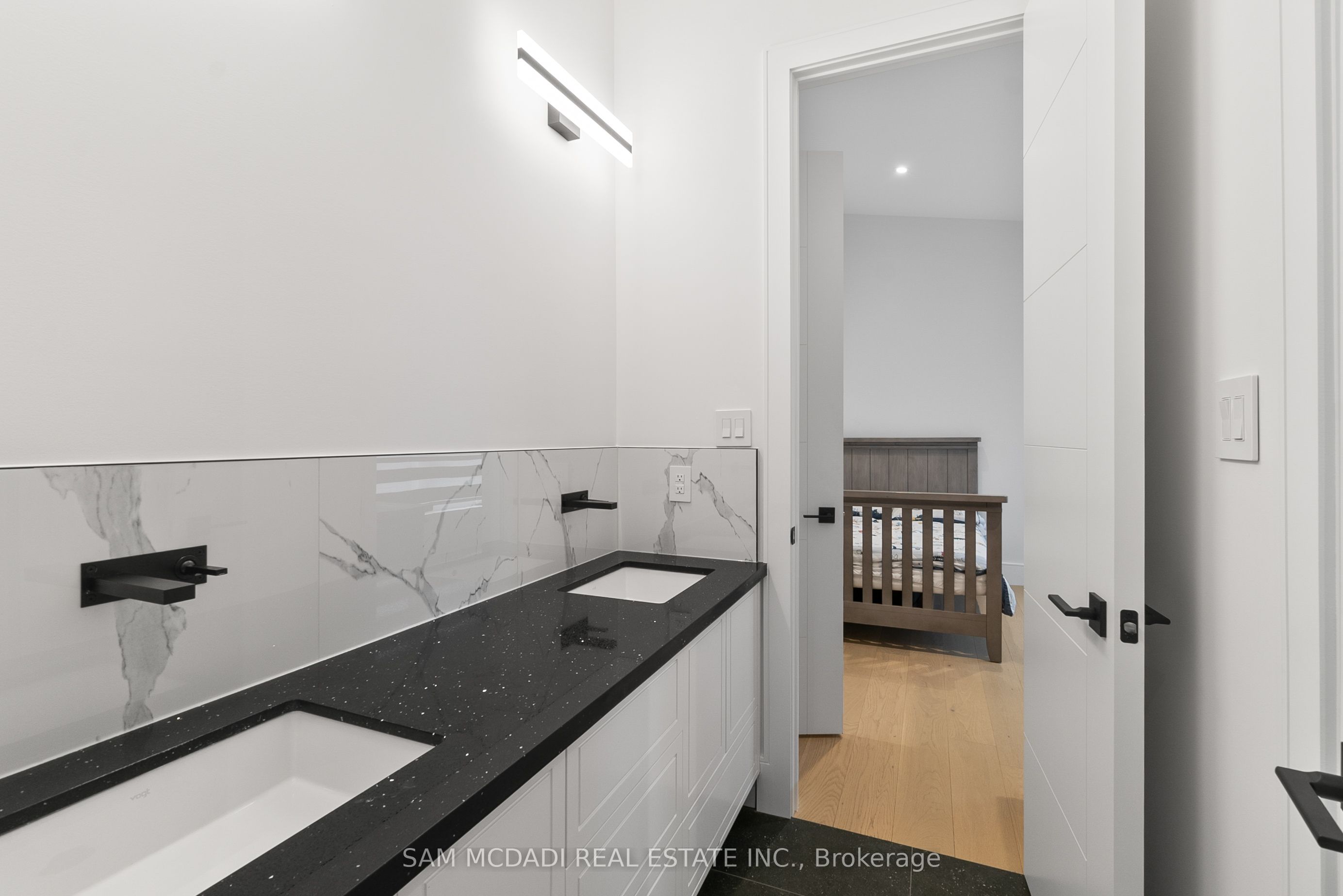 46 Cobblehill Road Property Photo 31