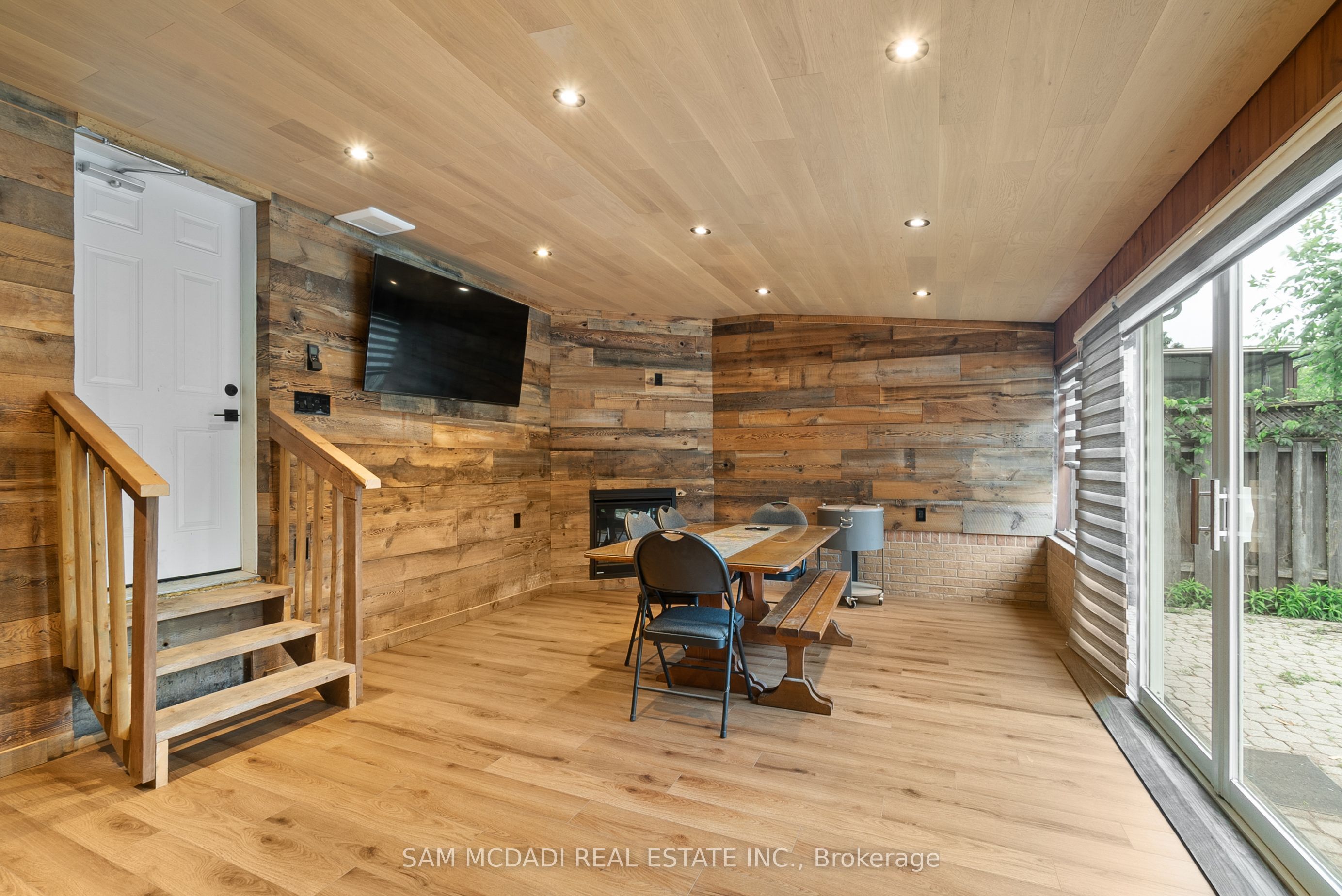 46 Cobblehill Road Property Photo 45