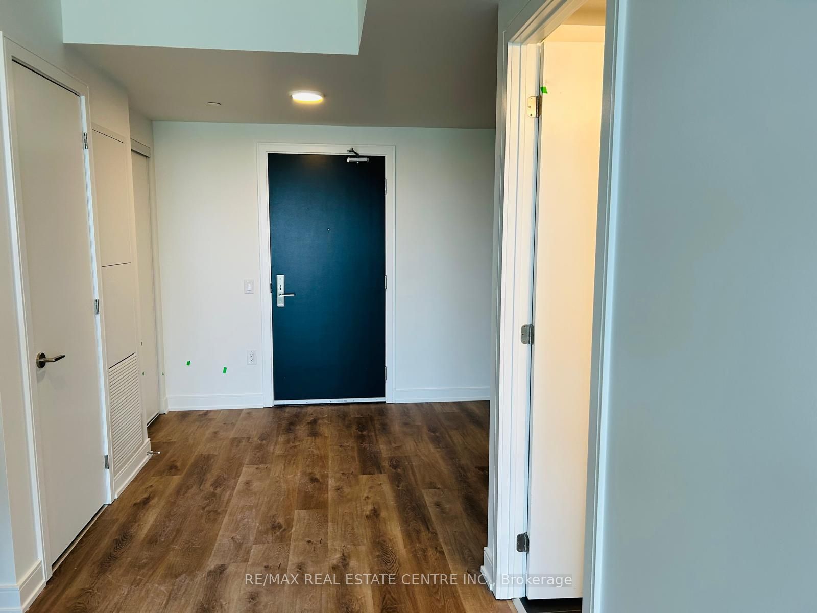 3009 Novar Road 508 Property Photo 4