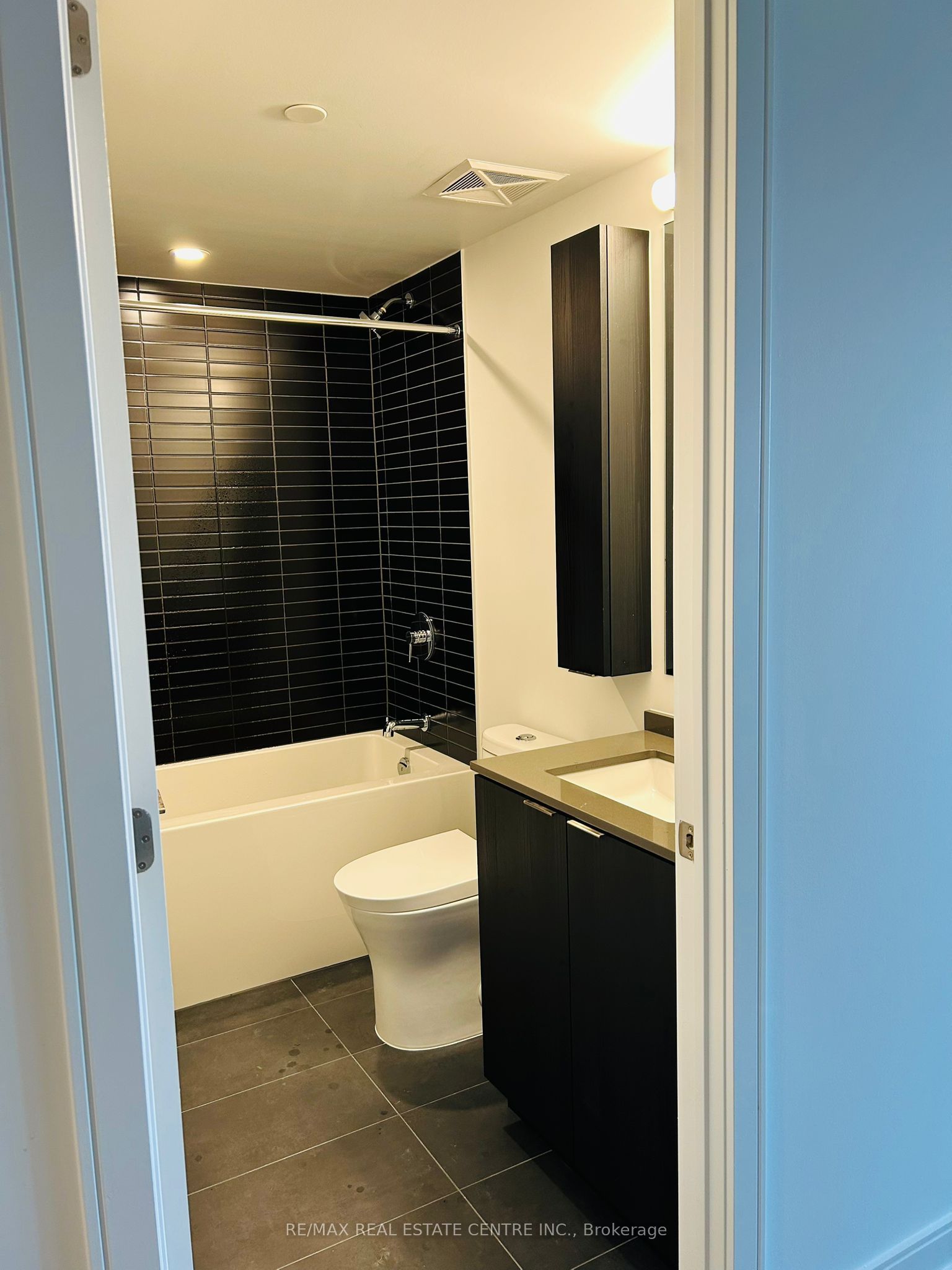 3009 Novar Road 508 Property Photo 17