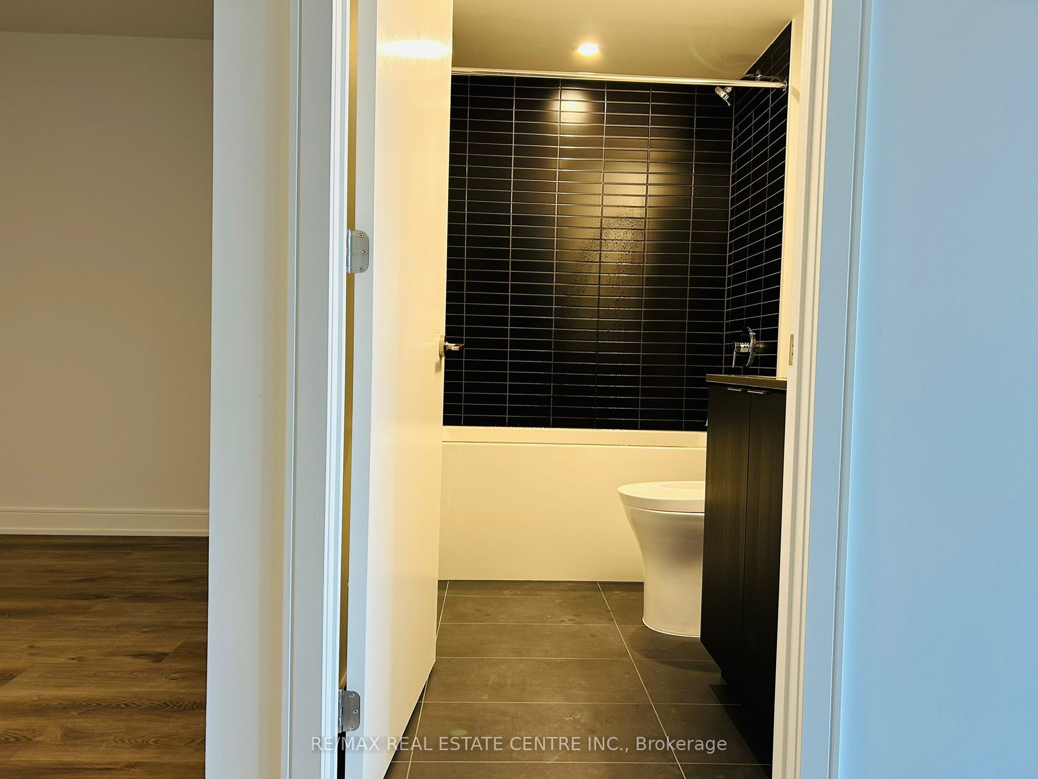 3009 Novar Road 508 Property Photo 21