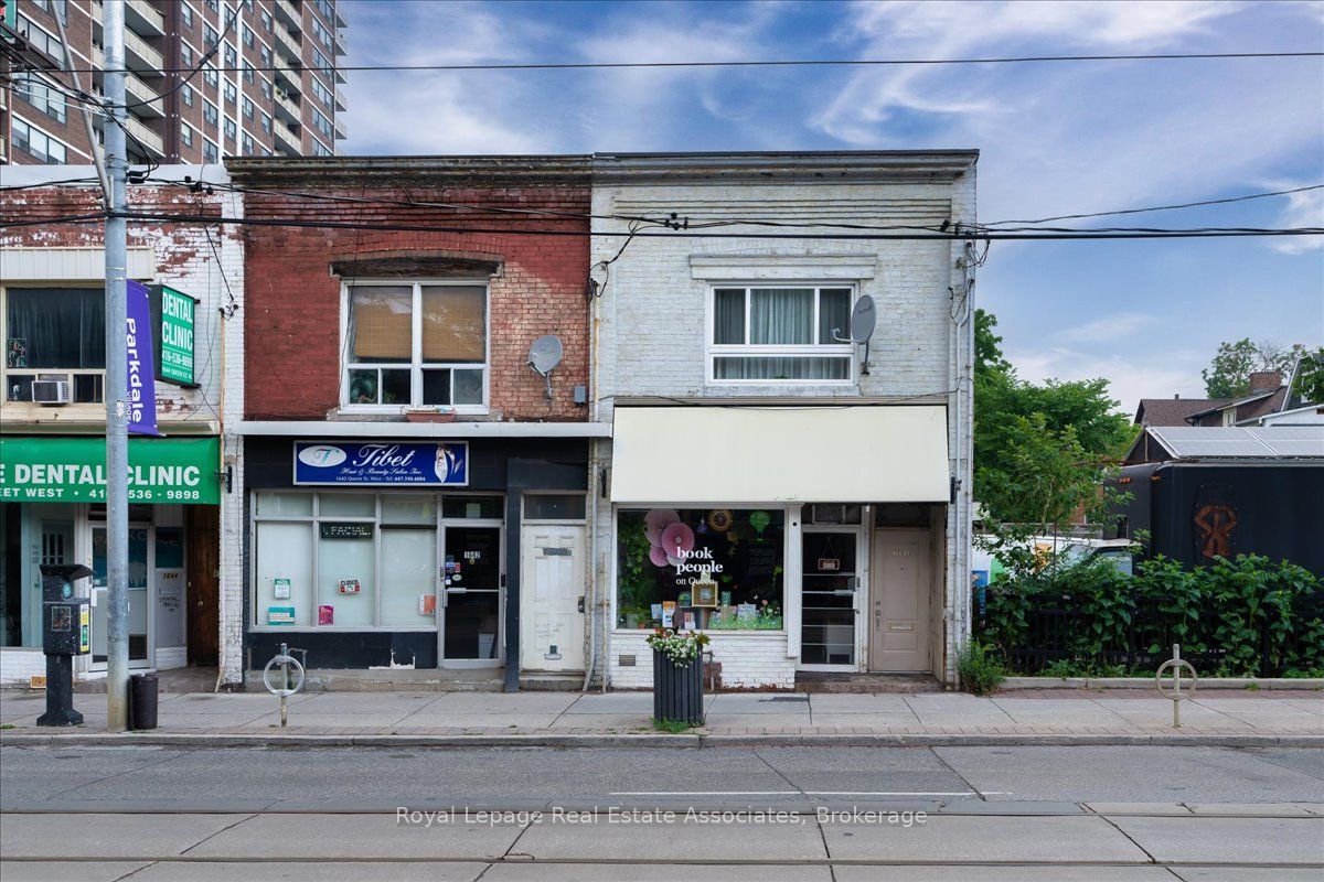 1640 Queen Street W Property Photo 29