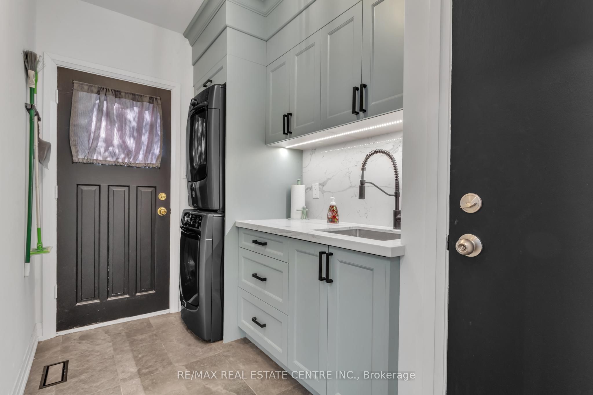 79 Turtlecreek Boulevard Property Photo 13
