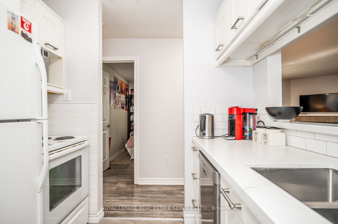 1450 Glen Abbey Gate 1013 Property Photo 15
