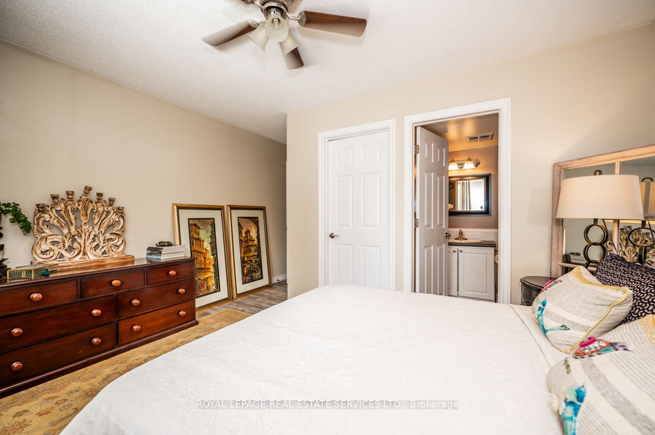 1450 Glen Abbey Gate 1013 Property Photo 23