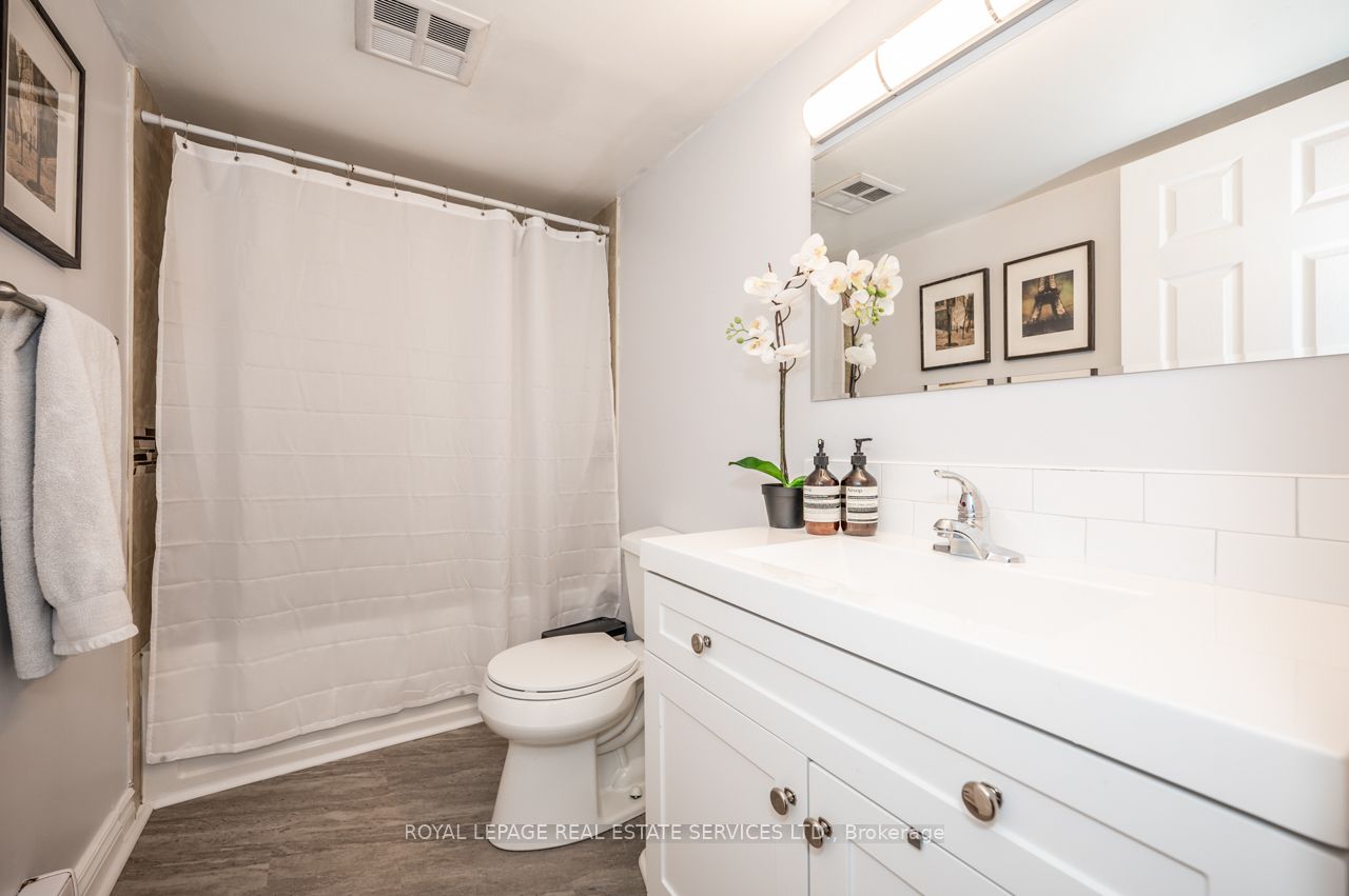1450 Glen Abbey Gate 1013 Property Photo 27
