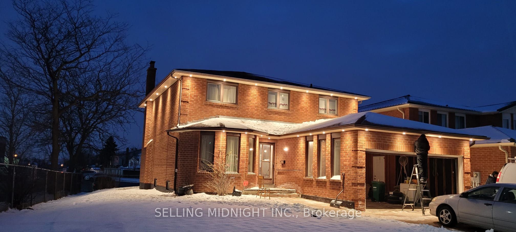 441 Rutherford Road N Large Room Property Photo 1
