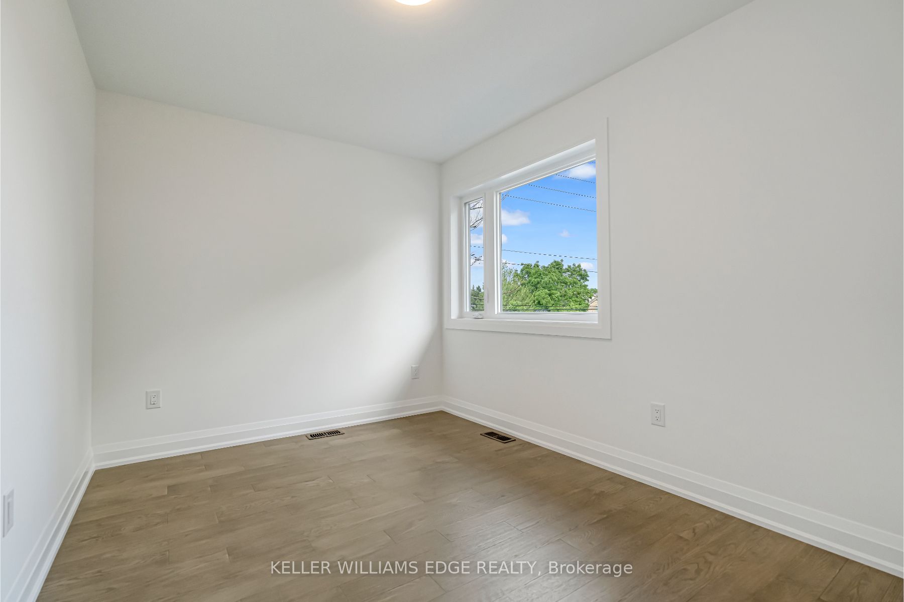 #1 - 2154 Walkers Line Property Photo 26