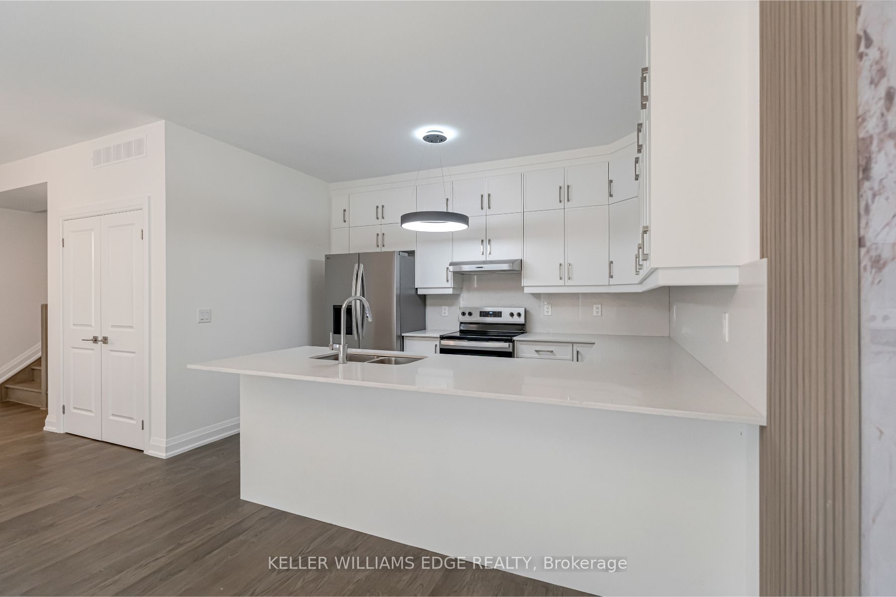 2154 Walkers Line 2 Property Photo 8