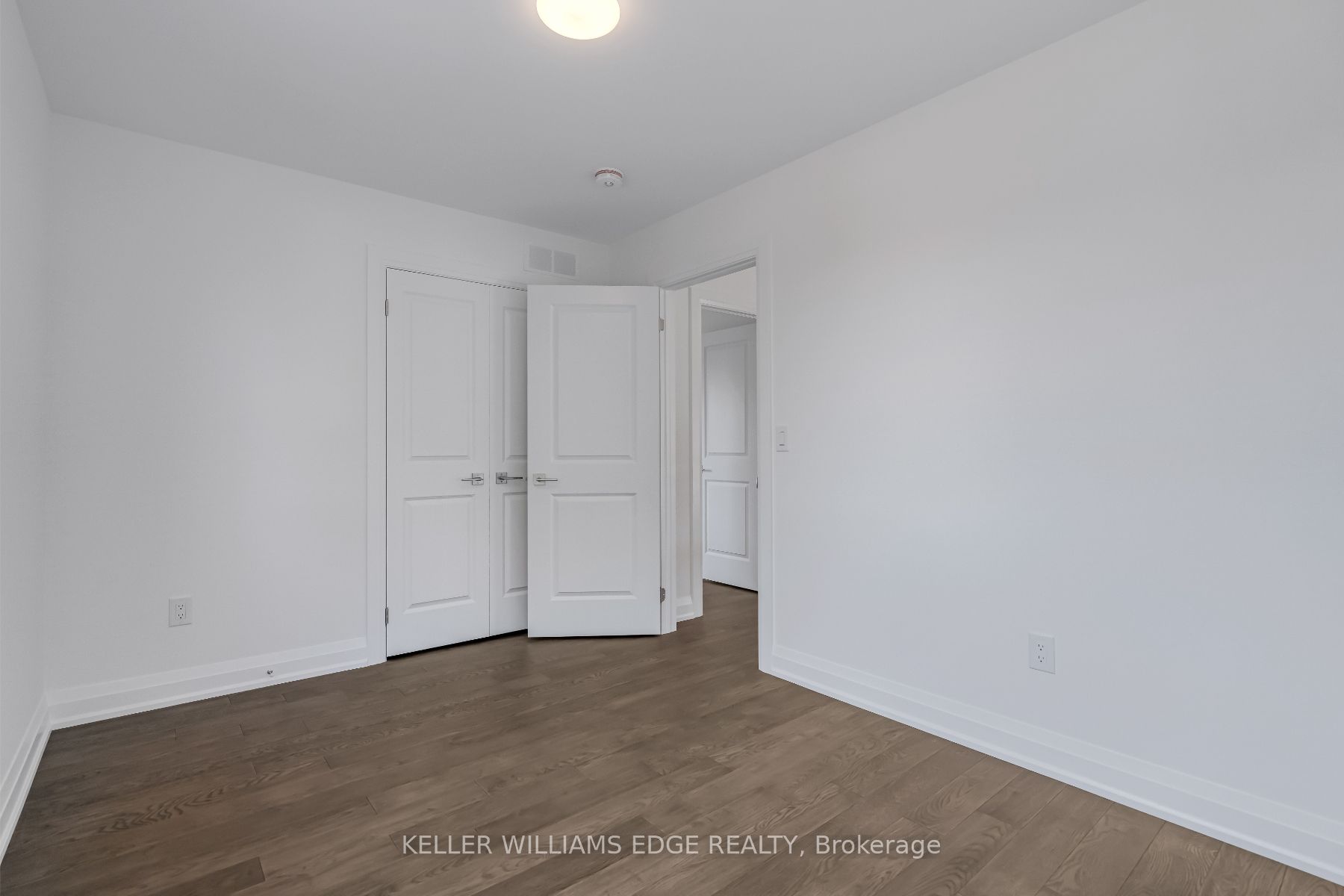 2154 Walkers Line 4 Property Photo 15