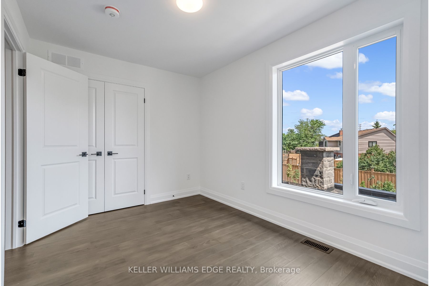 2154 Walkers Line 5 Property Photo 17