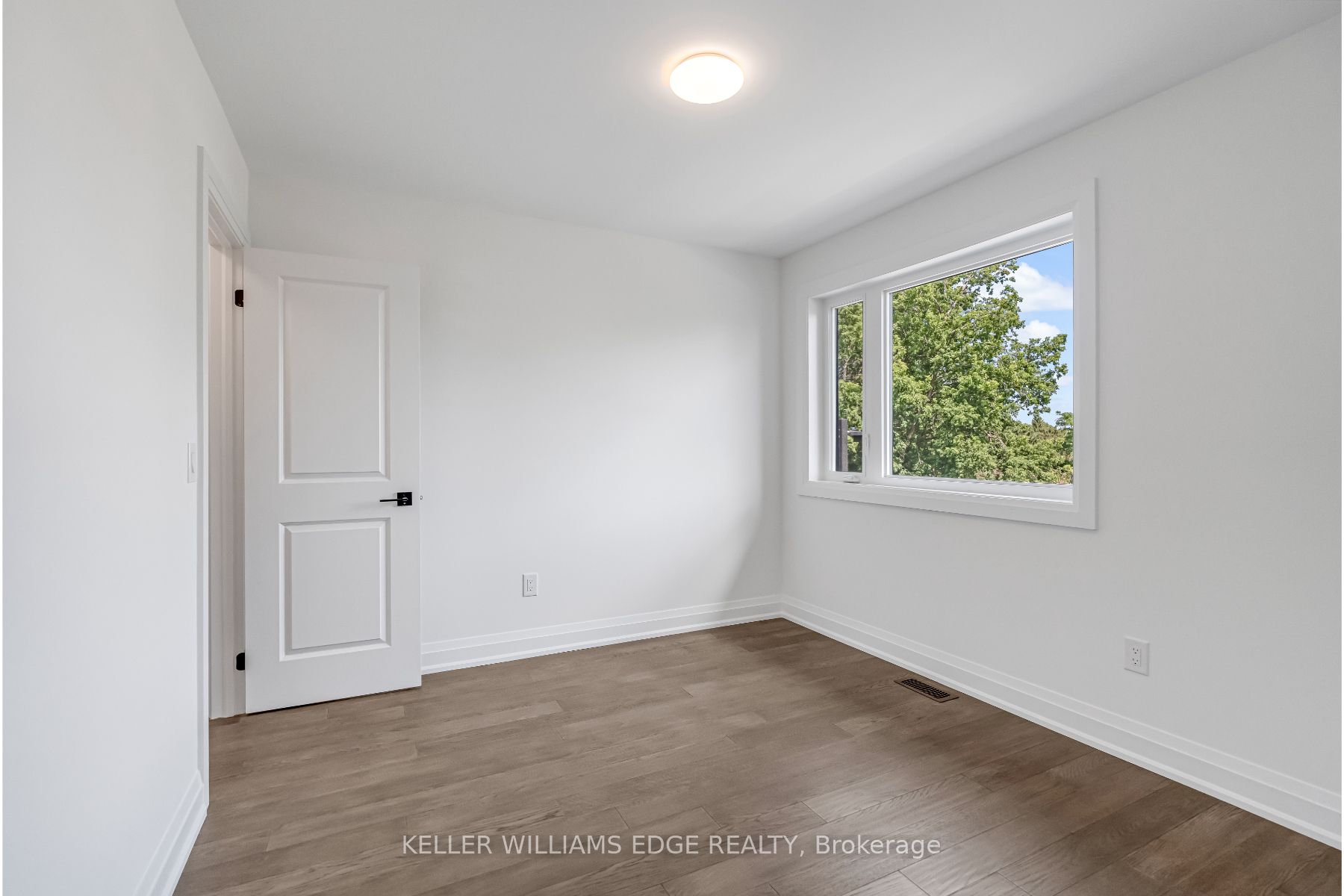2154 Walkers Line 5 Property Photo 18
