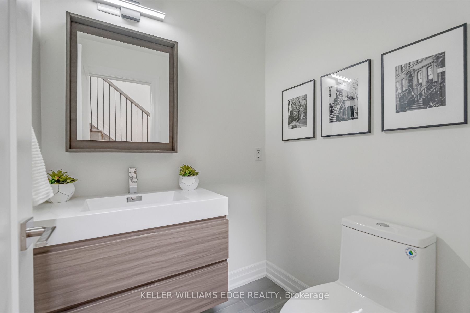 2154 Walkers Line 7 Property Photo 4
