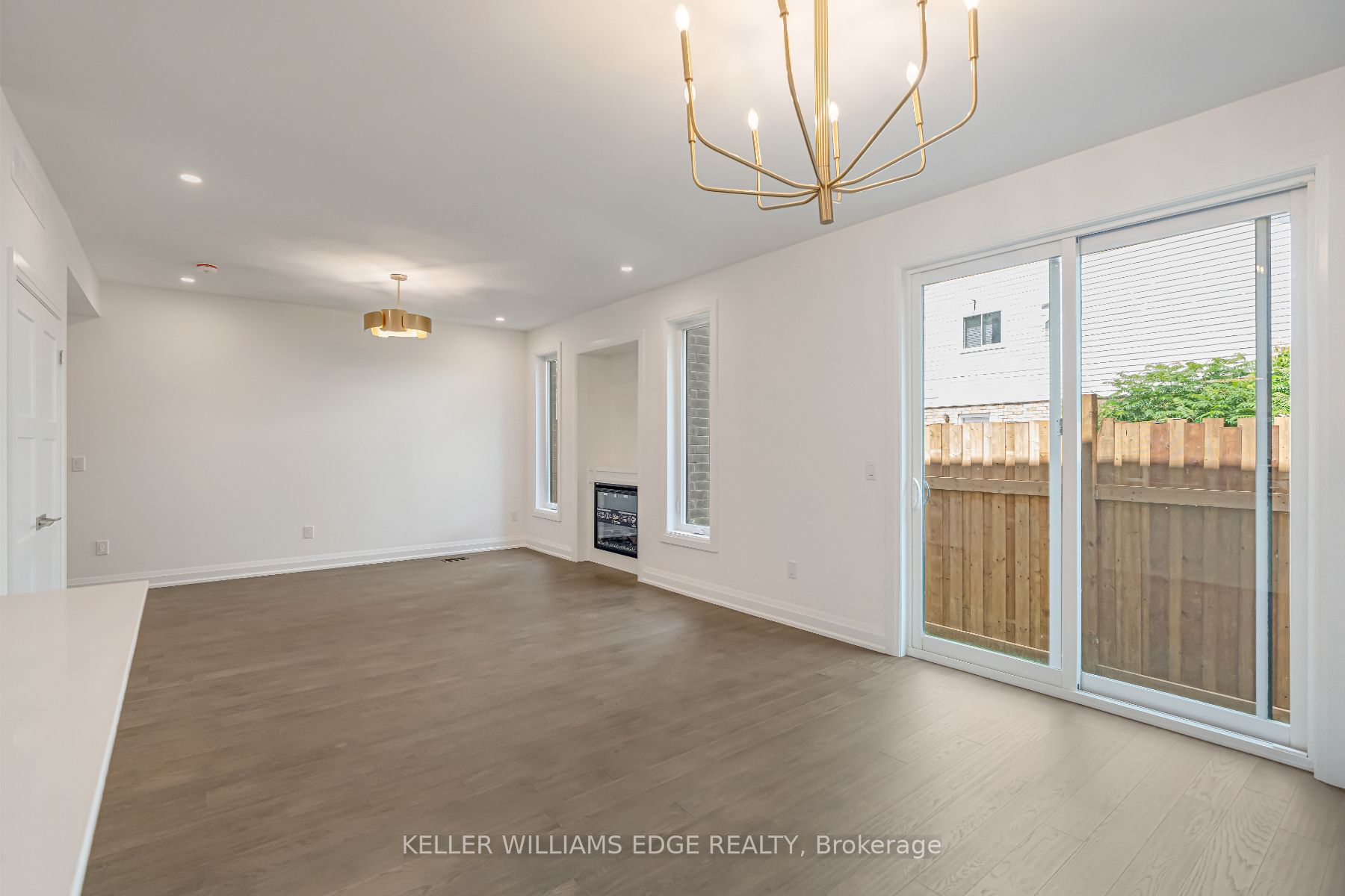 2154 Walkers Line 8 Property Photo 11
