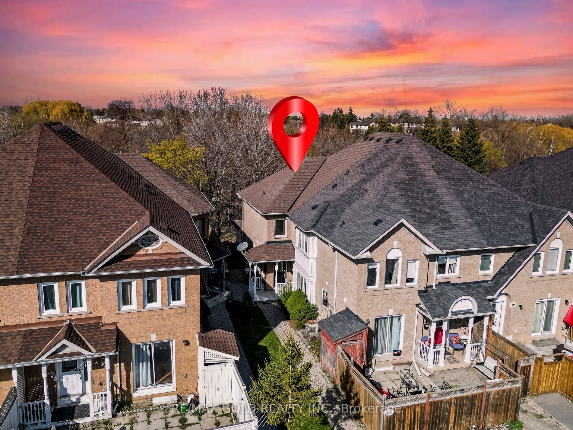 140 Pressed Brick Drive Property Photo 1