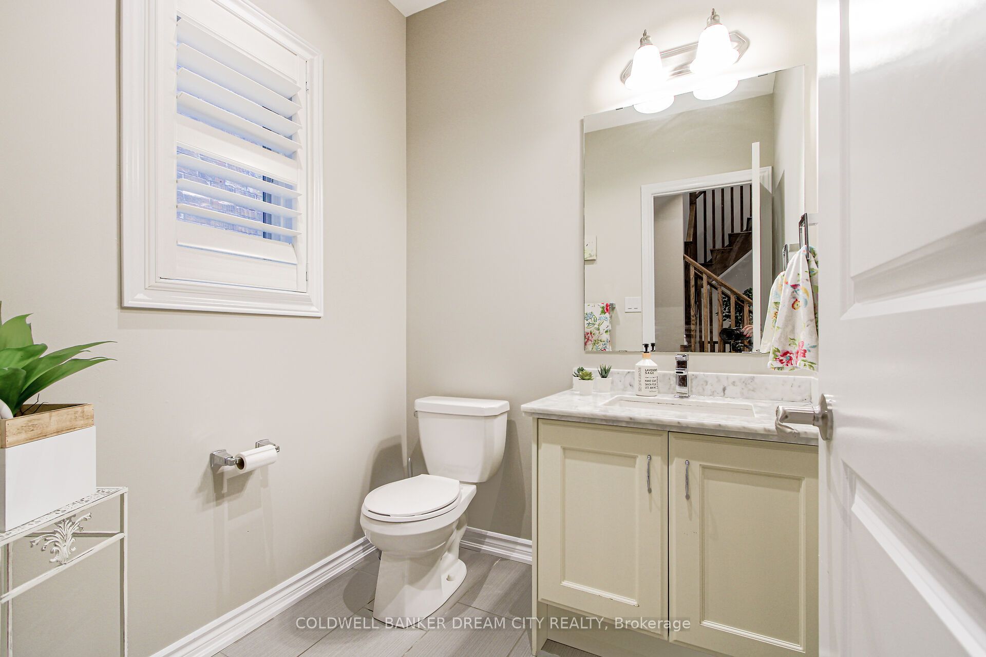 450 Brisdale Drive Property Photo 26