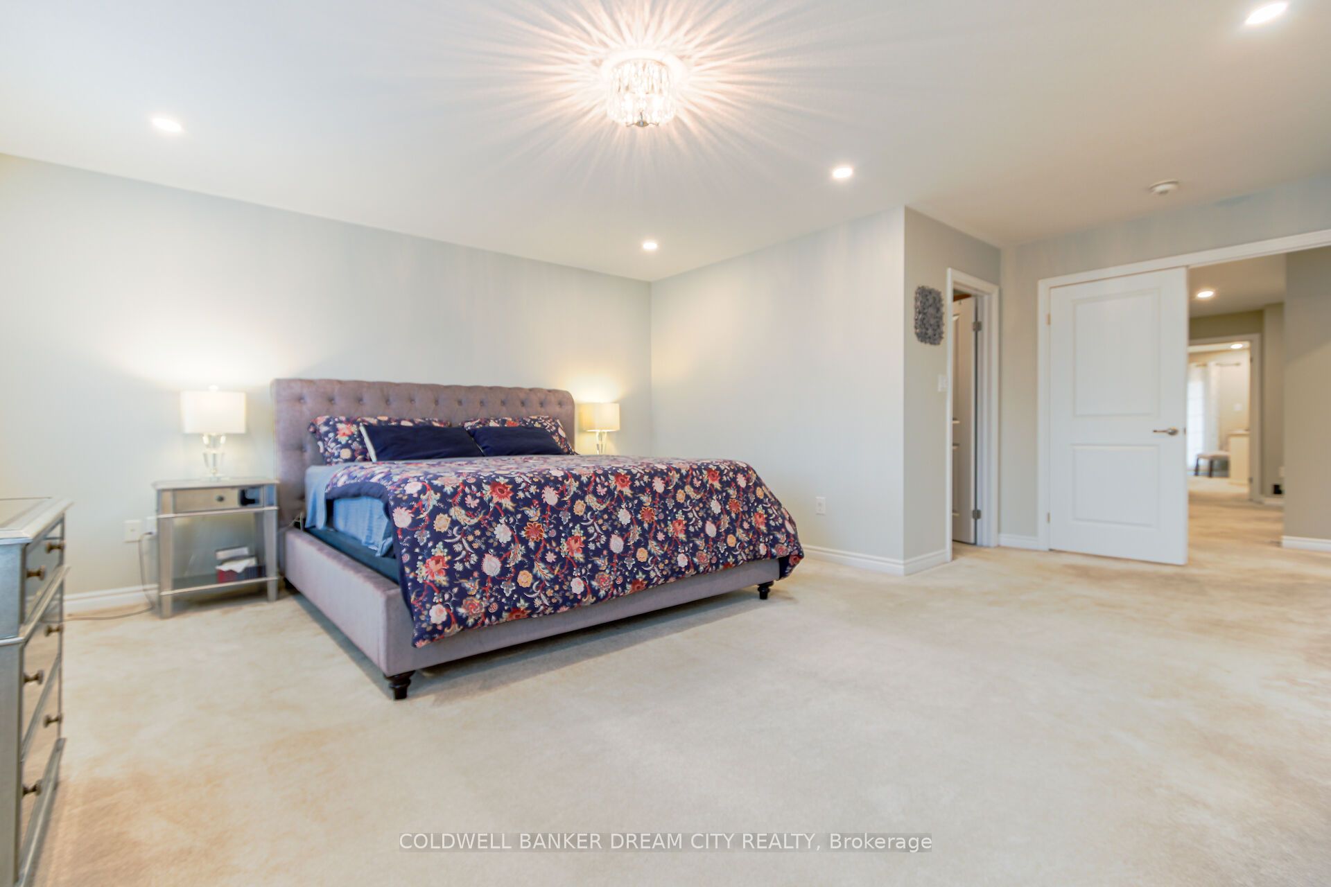 450 Brisdale Drive Property Photo 34