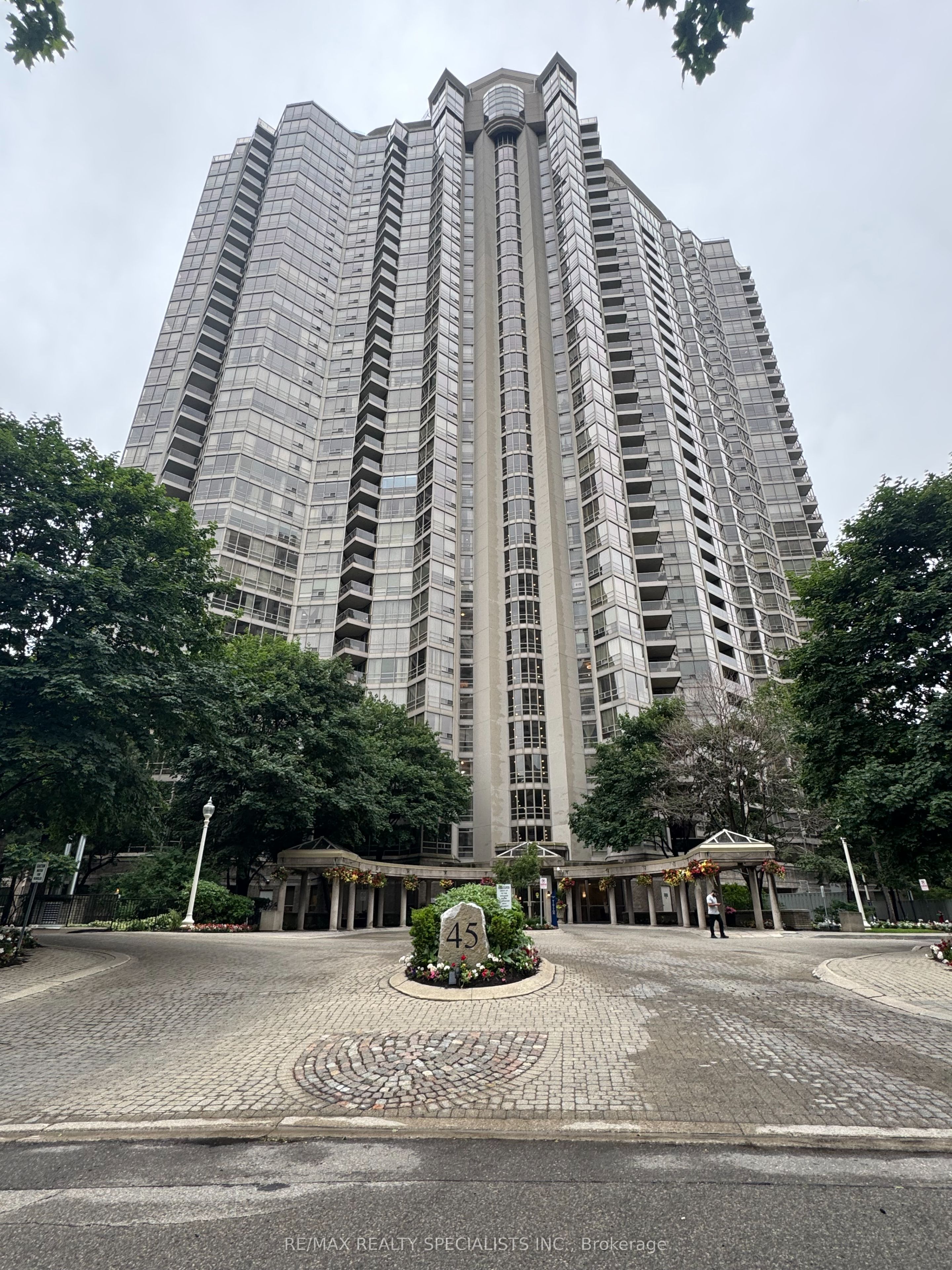 #2910 - 45 Kingsbridge Garden Circle Property Photo 1