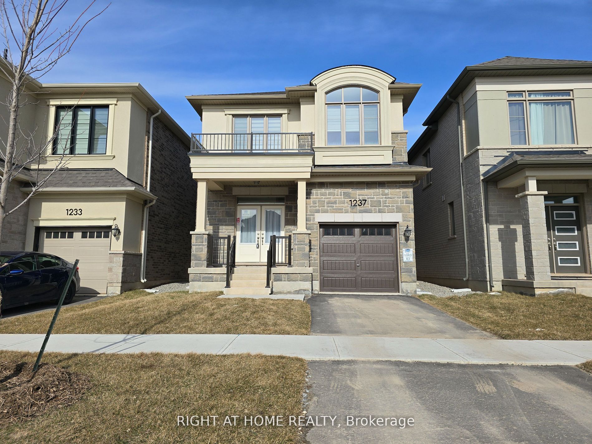1237 Trudeau Drive Property Photo 1