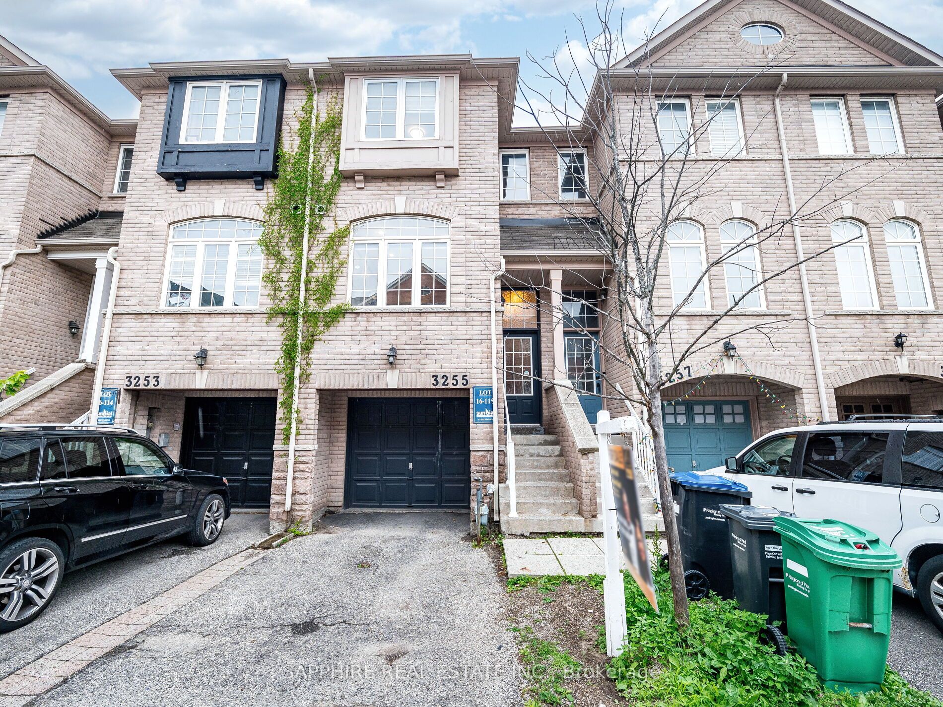 3255 Redpath Circle Property Photo 1