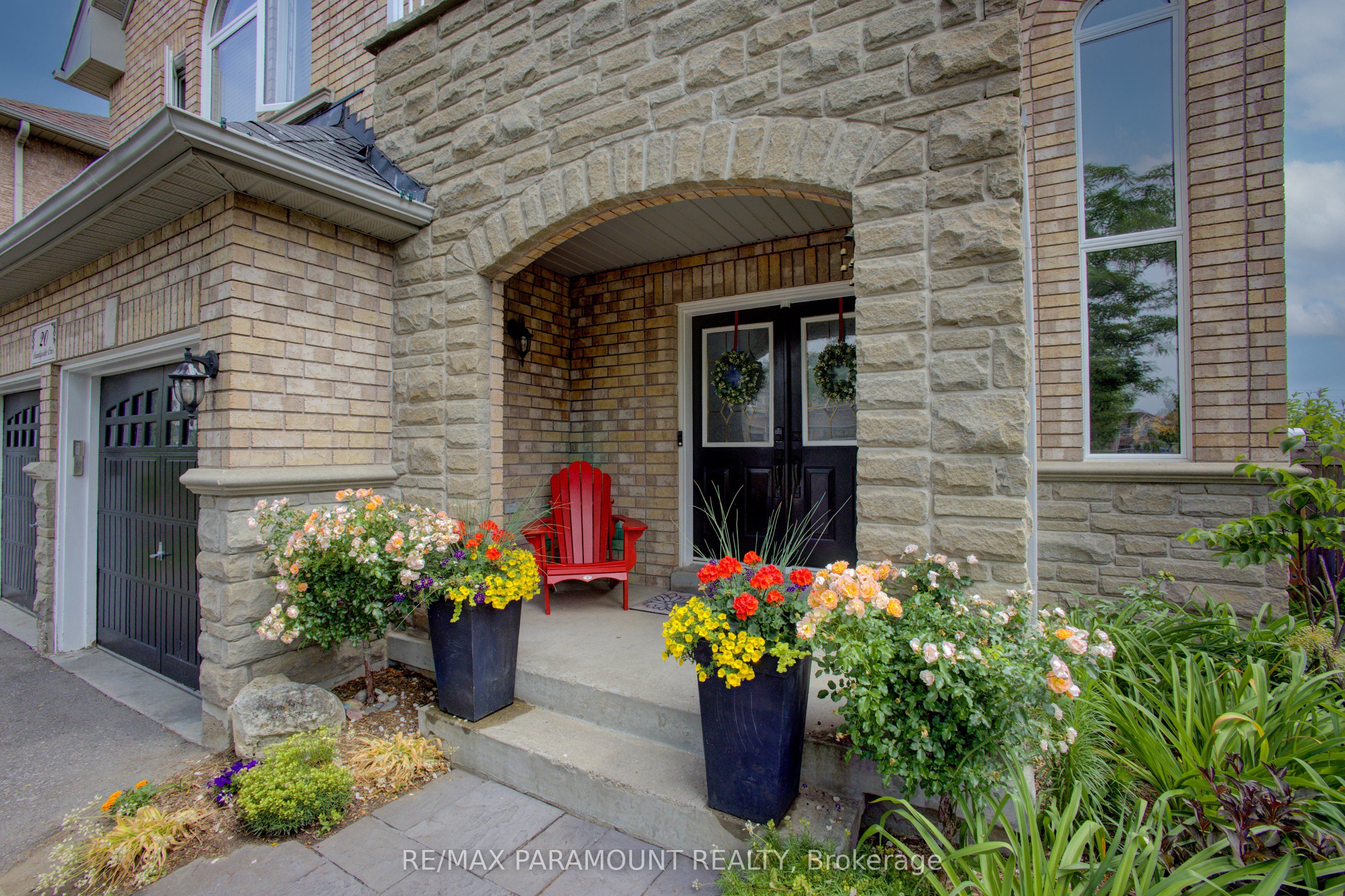20 Sandyside Crescent Property Photo 4