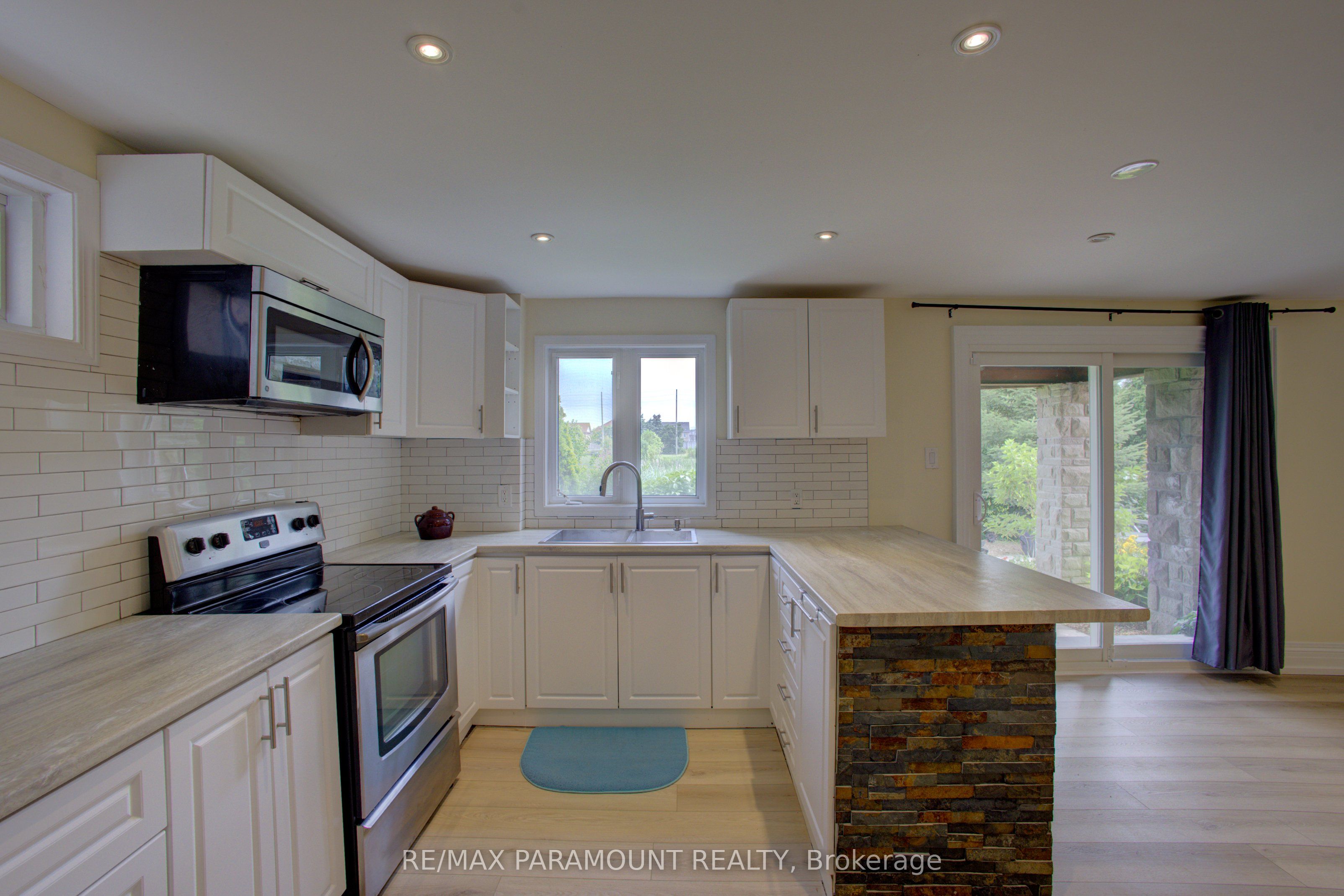 20 Sandyside Crescent Property Photo 36