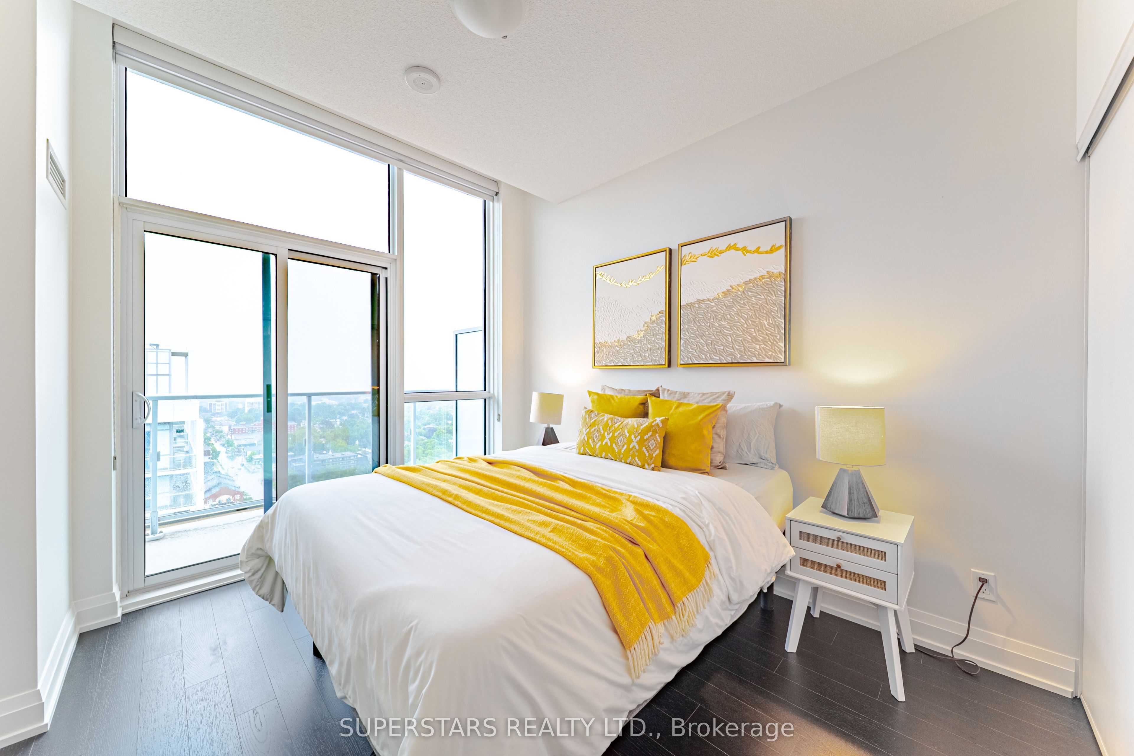 #ph08 - 65 Speers Road Property Photo 17