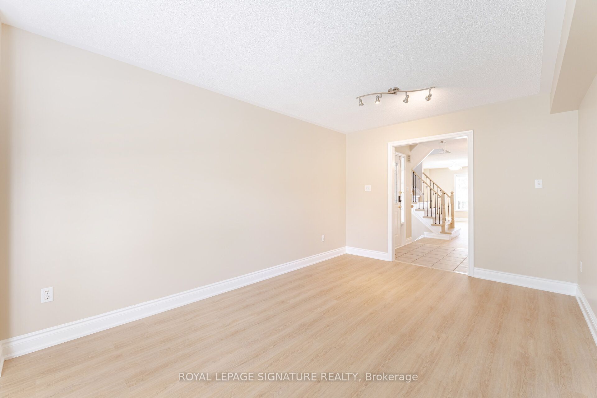 3968 Oland Drive Property Photo 8