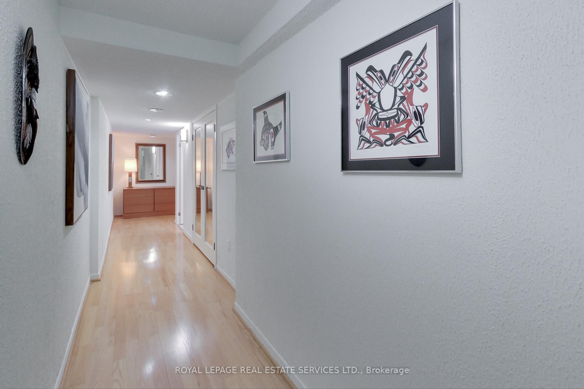 #904 - 2045 Lake Shore Boulevard Property Photo 18