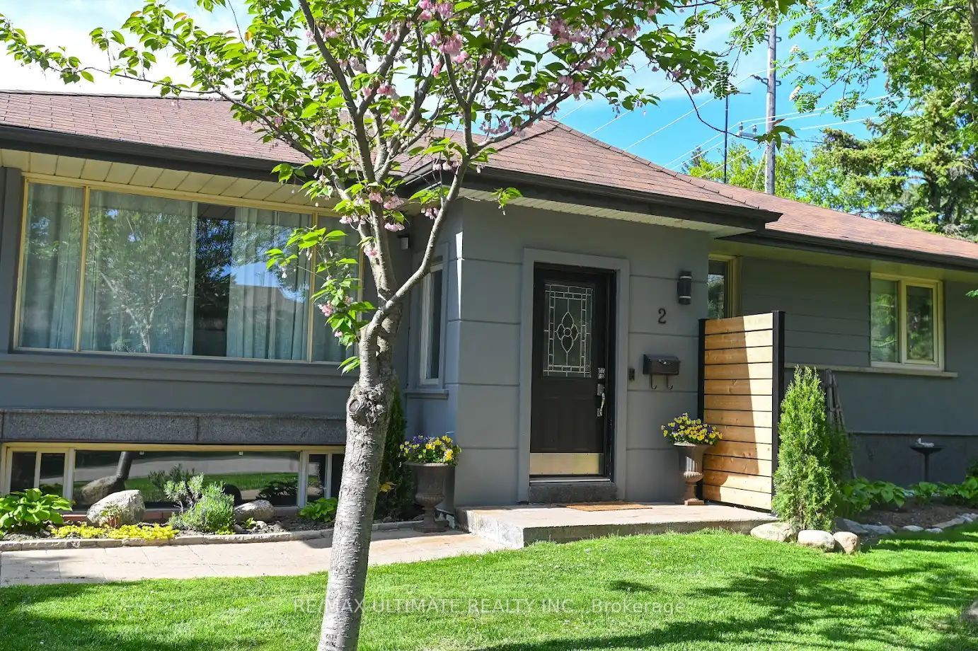 2 Beaverbrook Avenue Property Photo 5