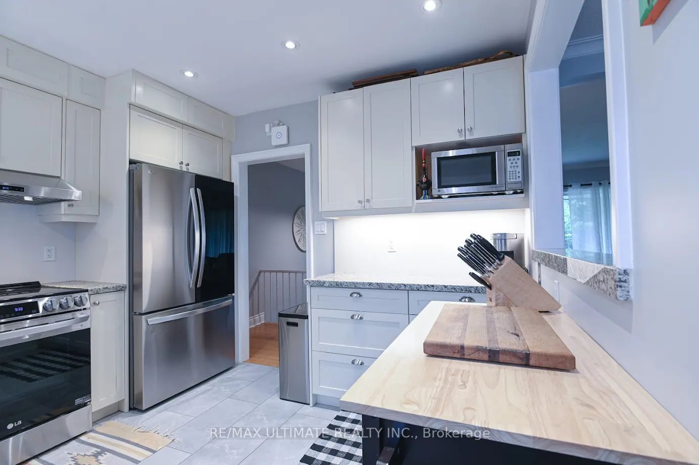 2 Beaverbrook Avenue Property Photo 21