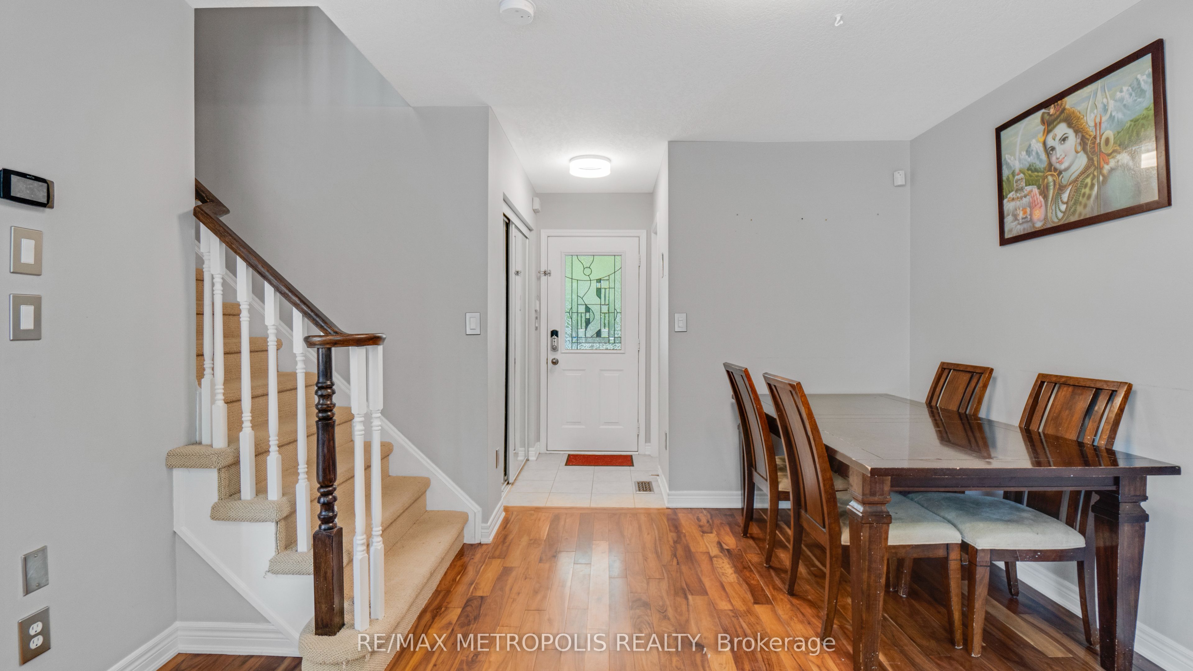 2420 Baintree Crescent Property Photo 8