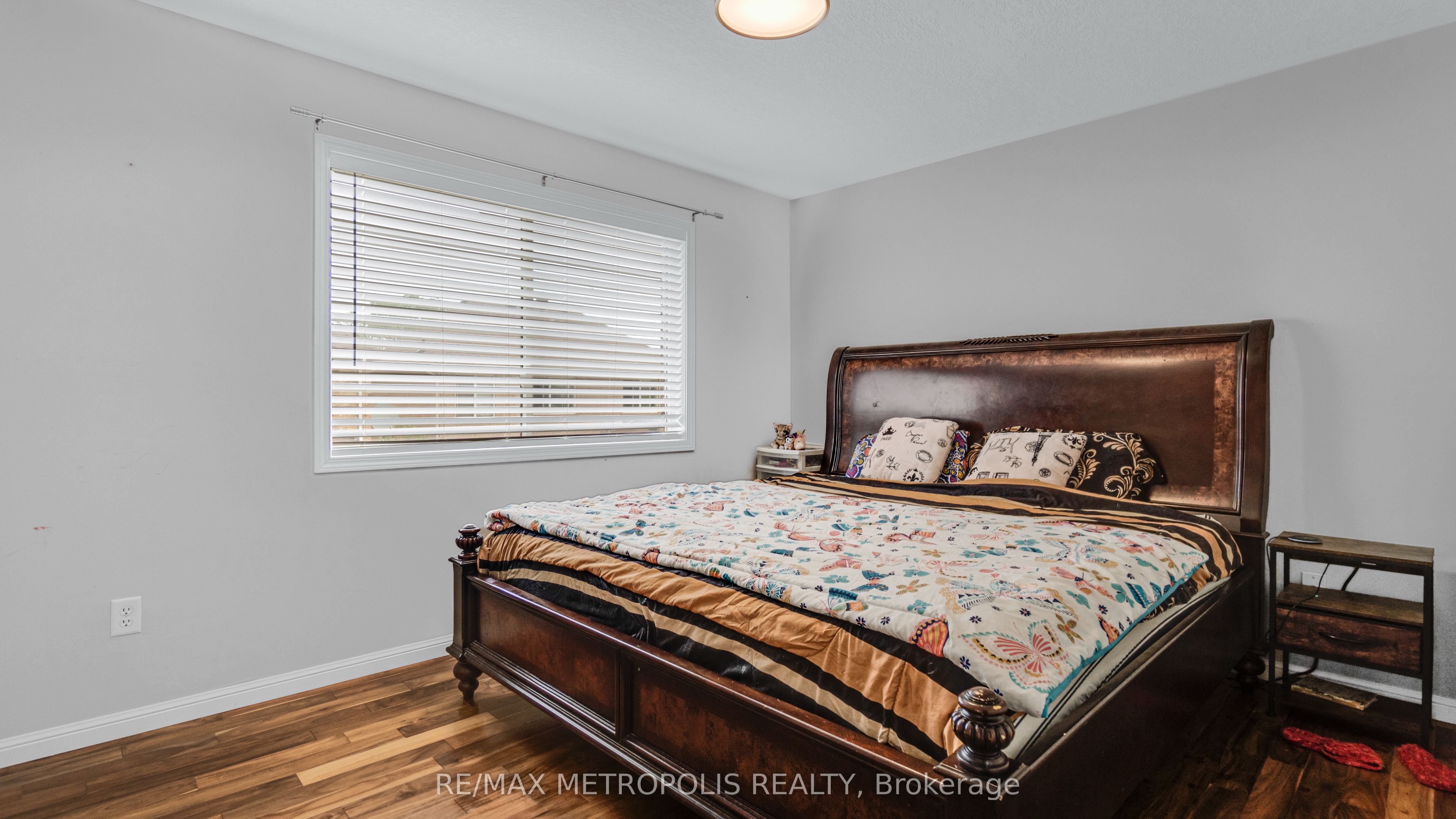 2420 Baintree Crescent Property Photo 22