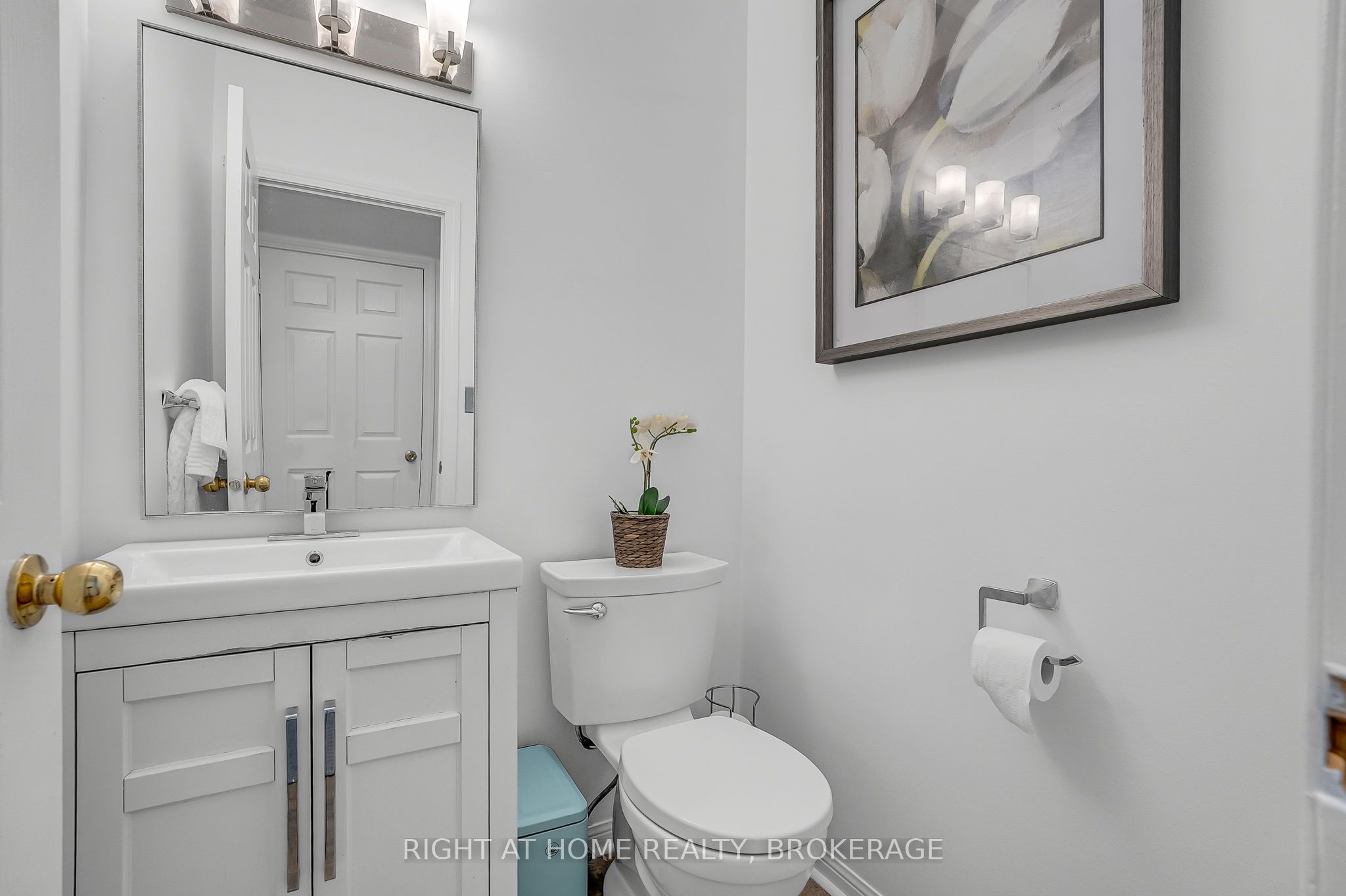 928 Lancaster Boulevard Property Photo 21