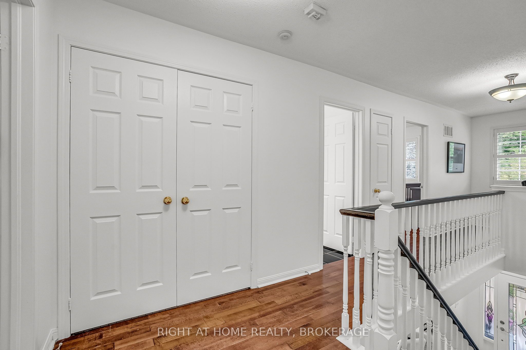 928 Lancaster Boulevard Property Photo 23